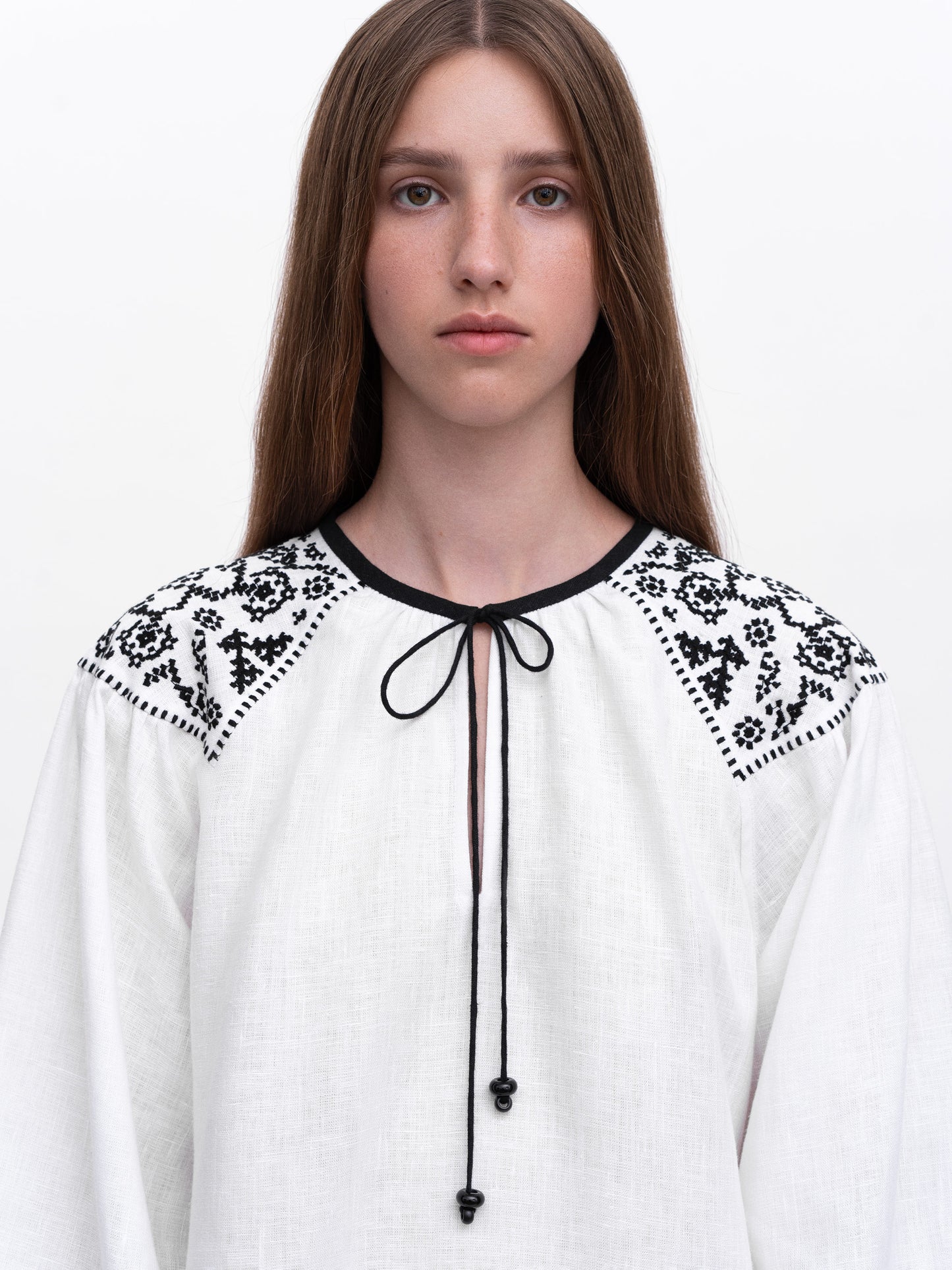 Embroidered shirt Izola white ETNODIM