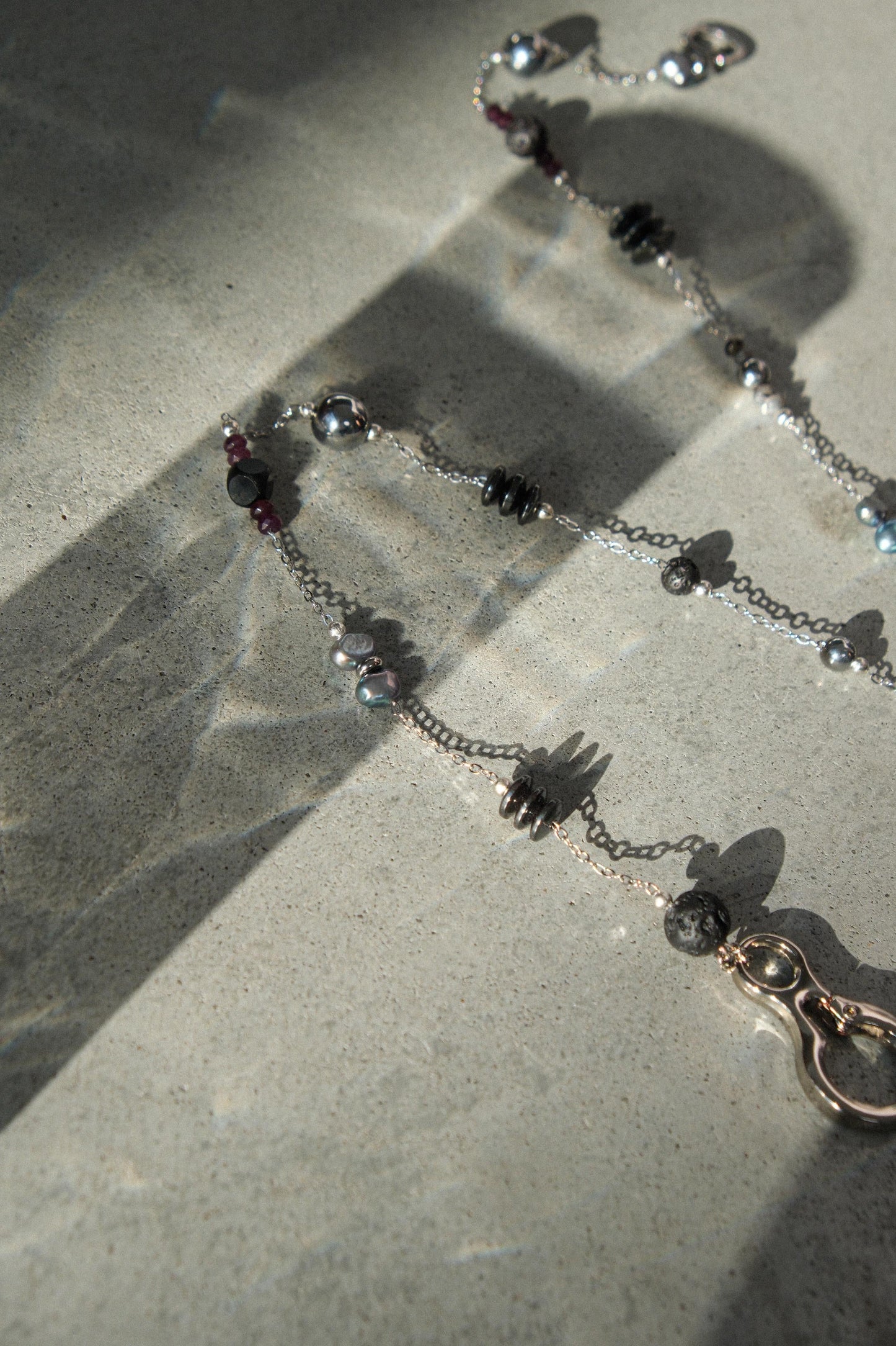 ALEJANDRO necklace with mixed stones SAMOKISH