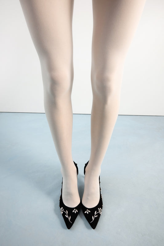 Adele black pumps with sewn-on crystals LOOKIE ATELIER