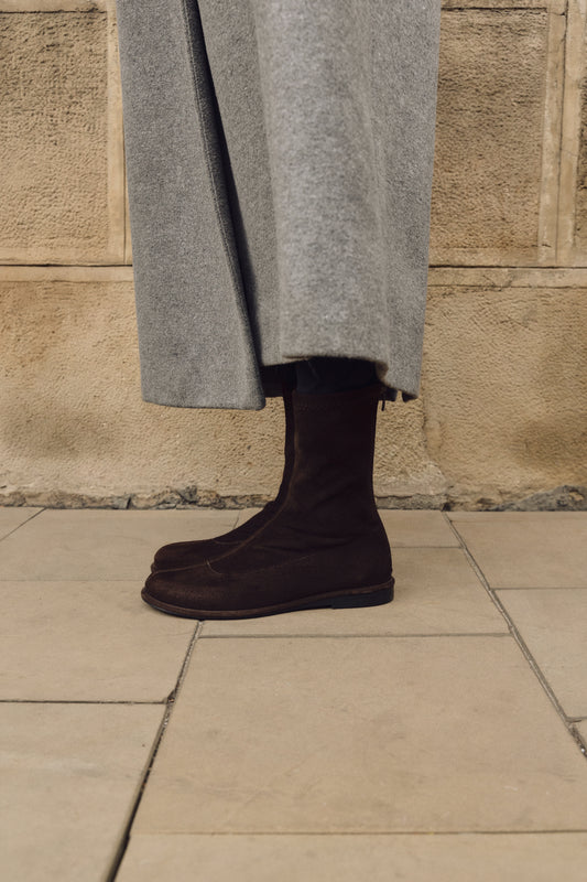 Anatomically shaped Valerie Daily ankle boots