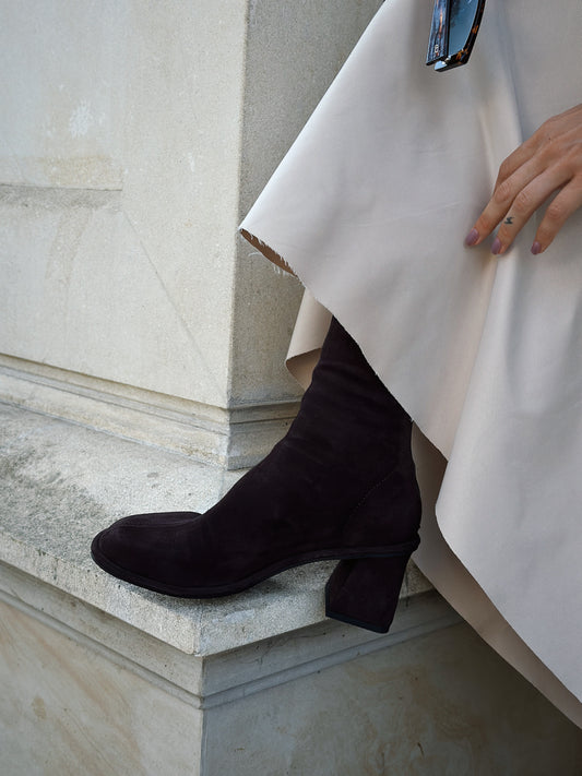Anatomically shaped Valerie ankle boots LOOKIE ATELIER