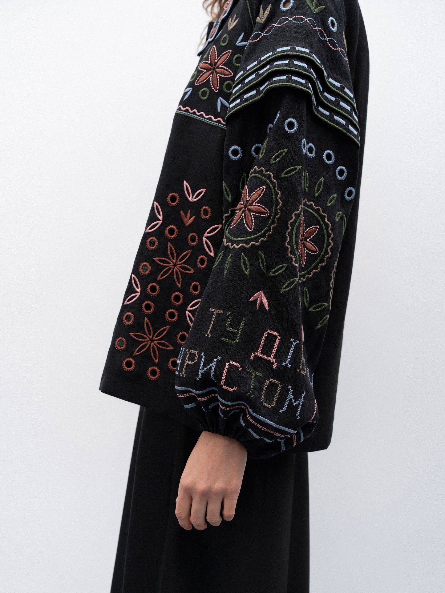 Embroidered jacket made of black linen with a collar Bandura Temna ETNODIM