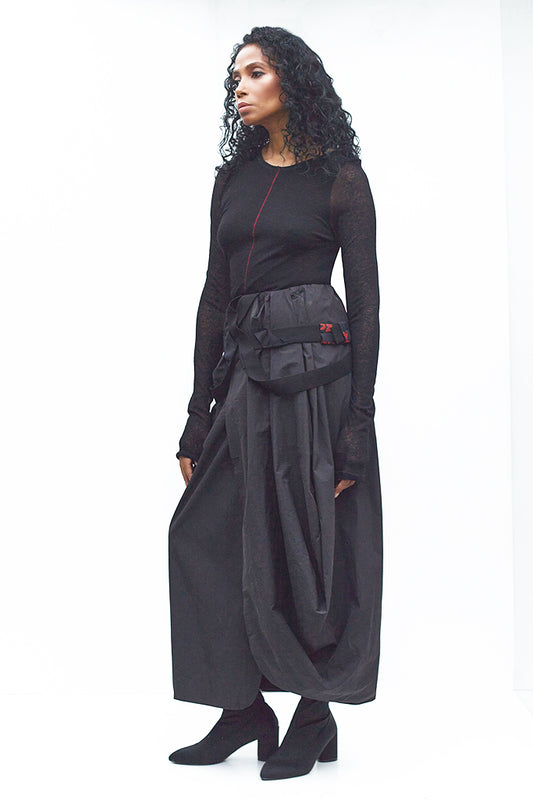 Base with transparent sleeves with red thread G2A
