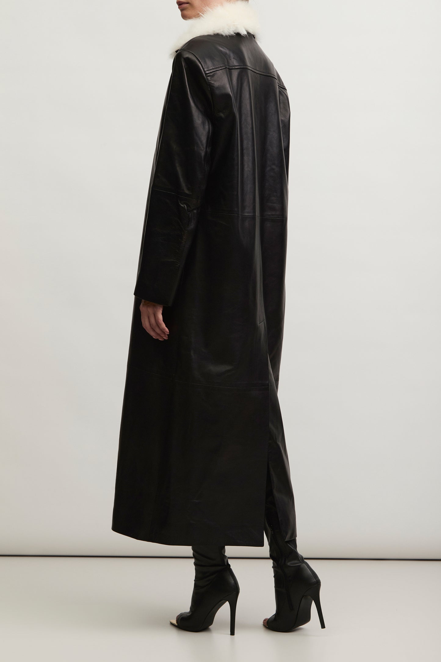 COAT LEATHER KATERINA KVIT