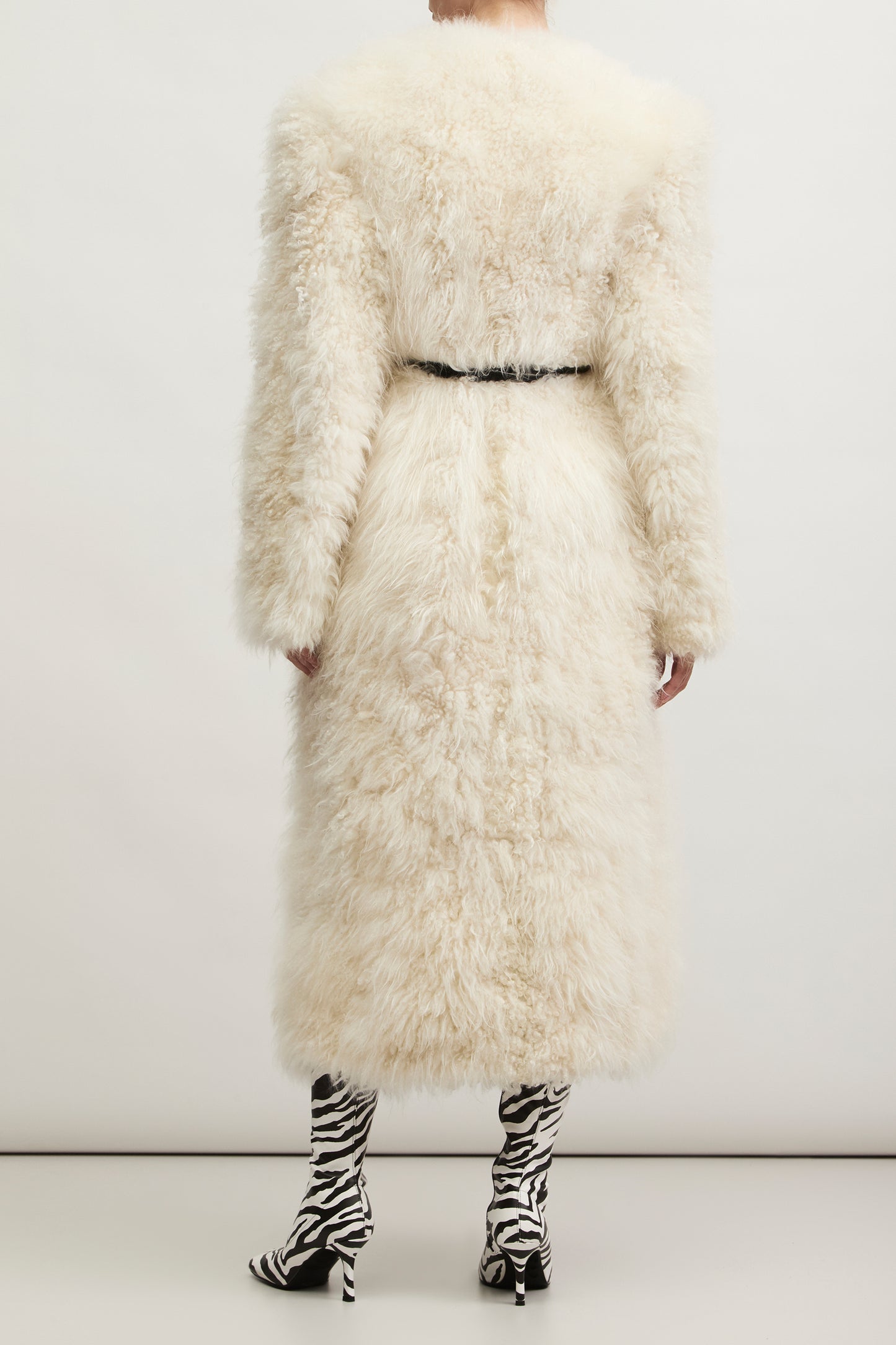 LONG FUR COAT KATERINA KVIT