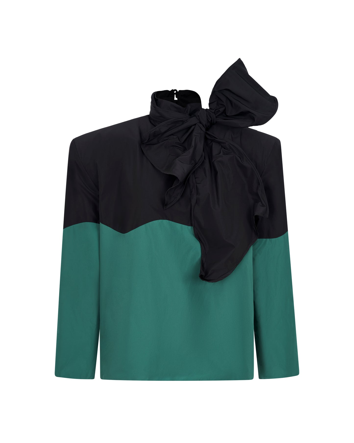 TOP #06 — Blouse with Voluminous Shoulders GUDU
