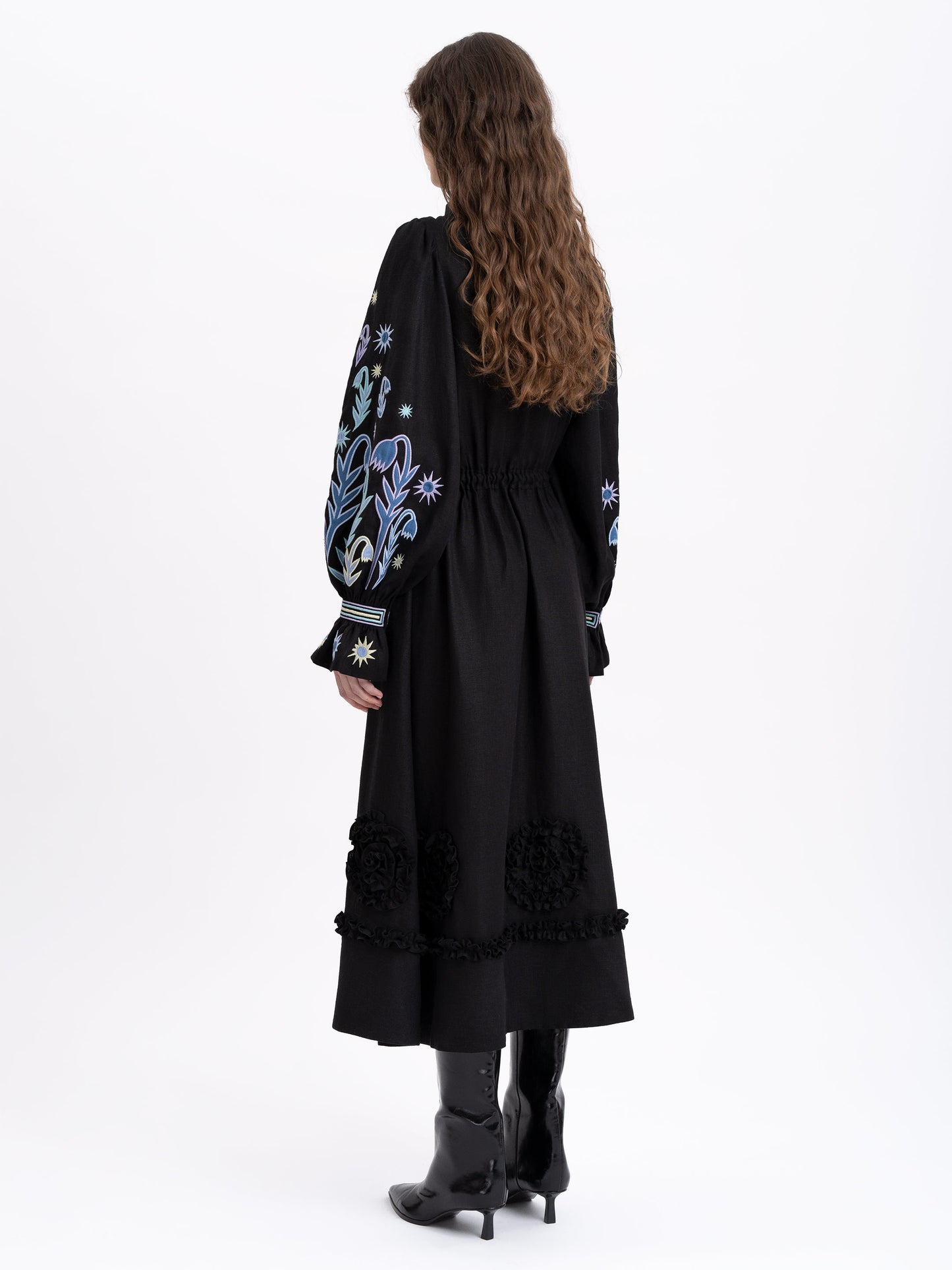 Long embroidered black dress North ETNODIM