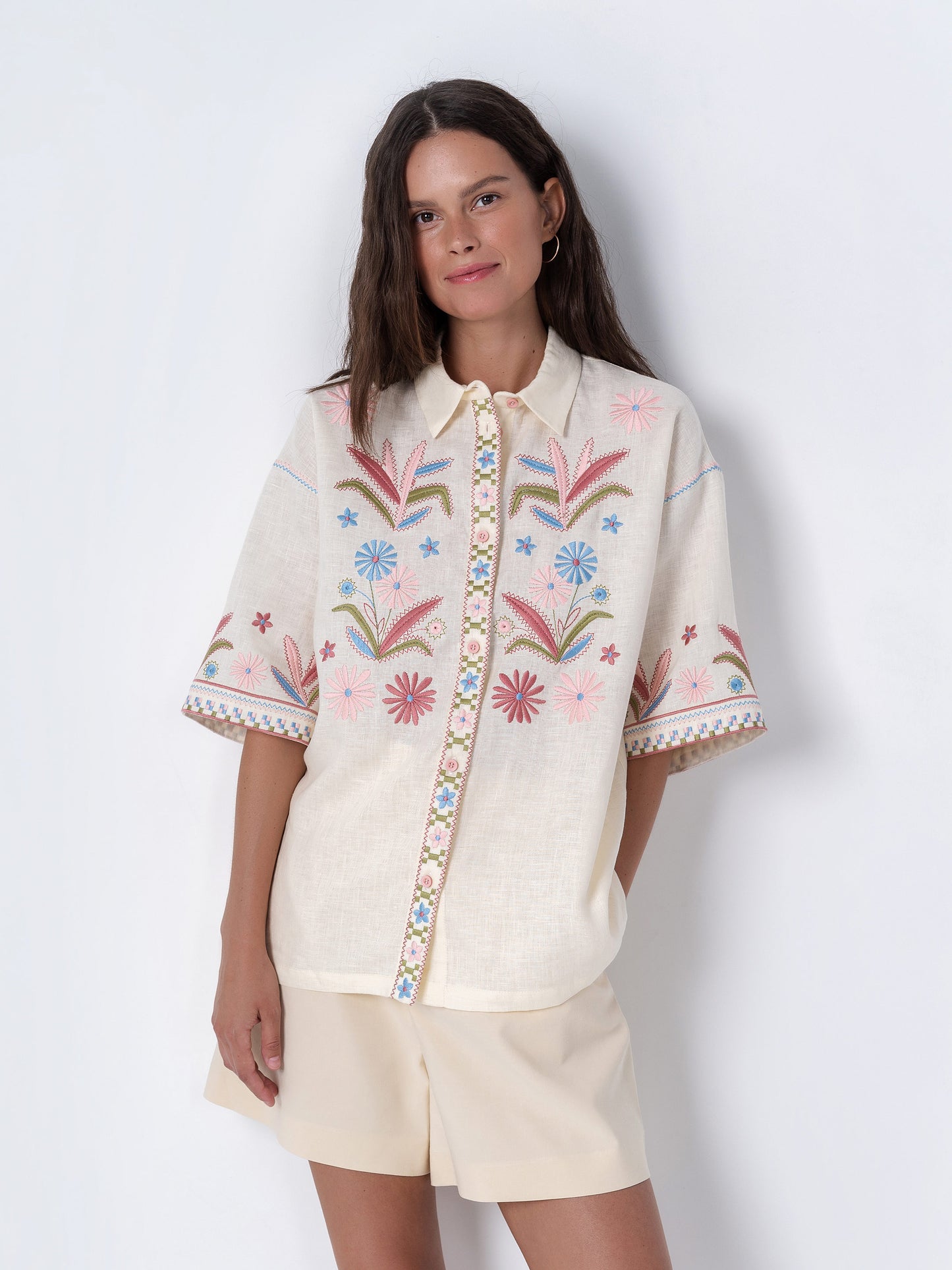 Linen shirt with floral embroidery Veselka ETNODIM