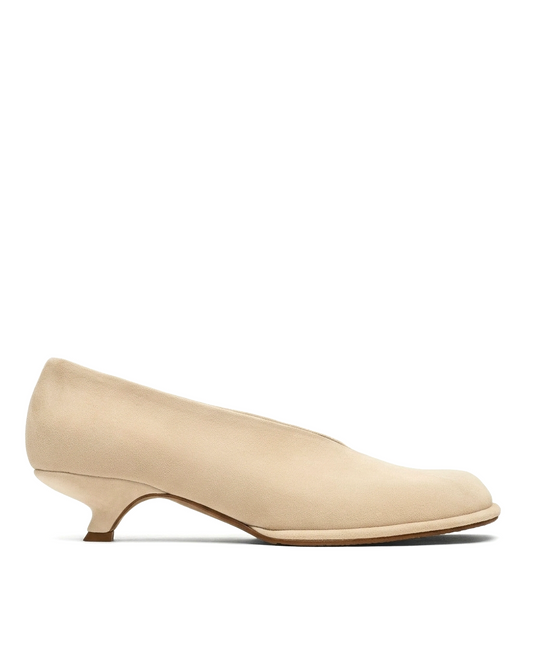 Doris nude suede pumps LOOKIE ATELIER
