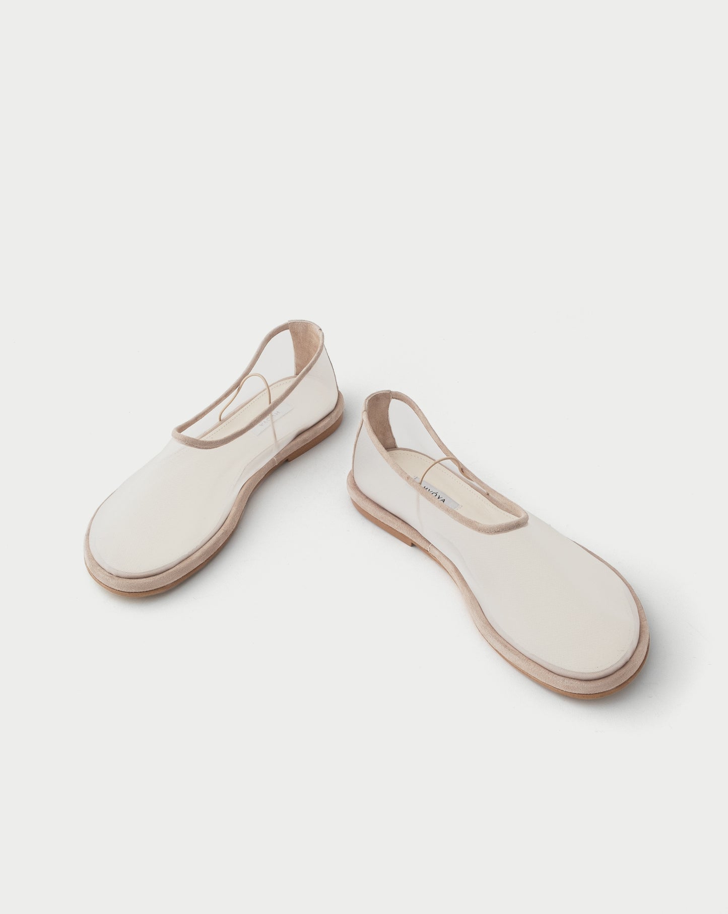 Satie Ballerinas Milk HVOYA