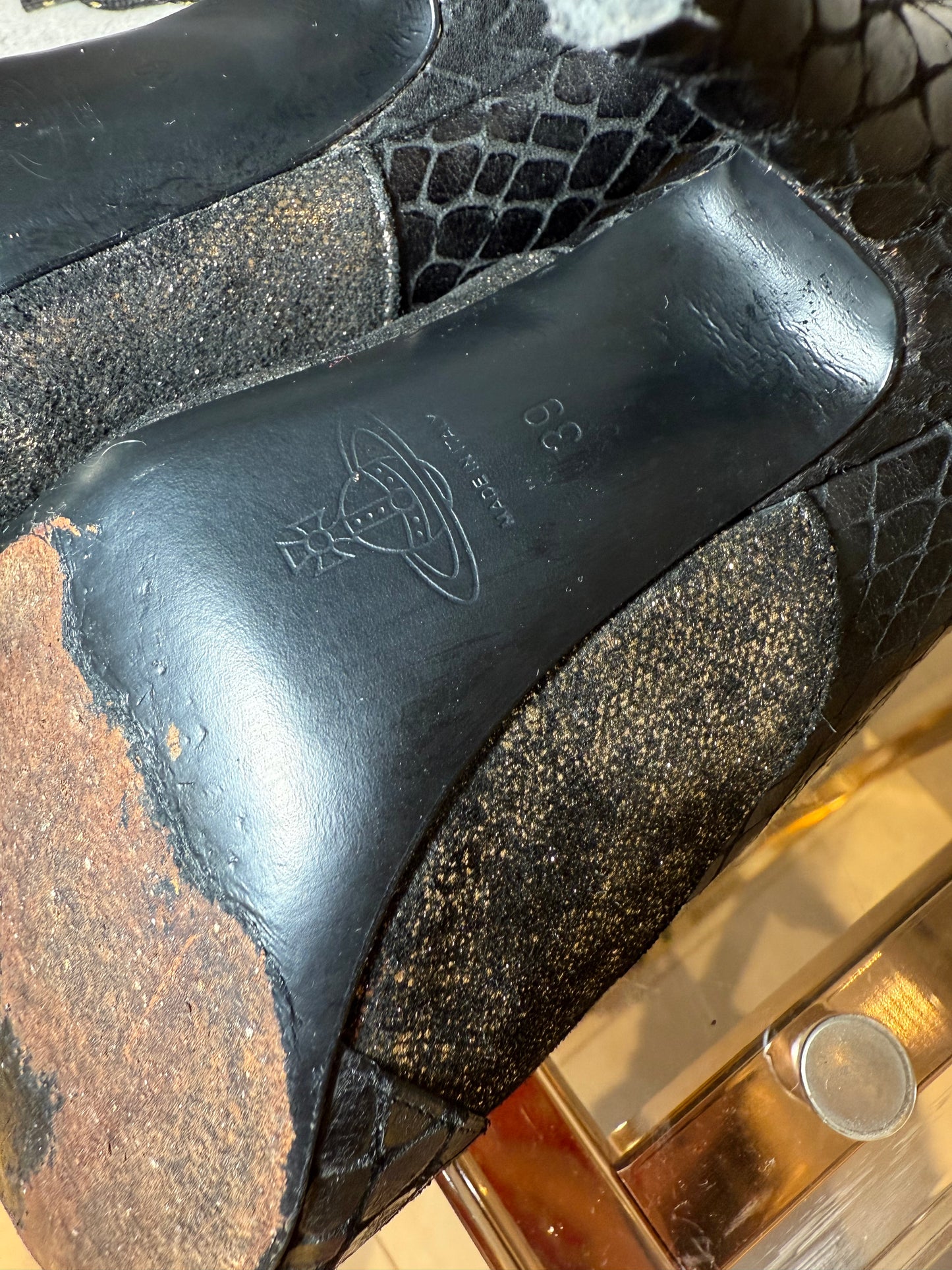 Gillie Heeled Shoes Black Gold VIVIENNE WESTWOOD (Pre-Owned)