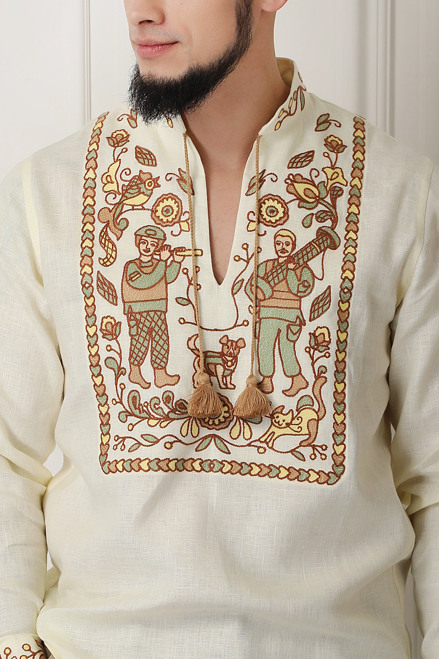 "Embroidery history" beige shirt FOBERINI