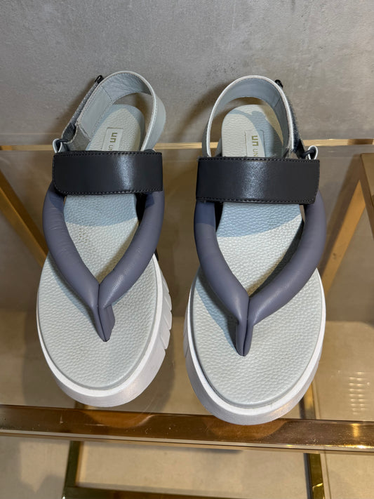 Delta Tong Sandals Grey UNITED NUDE (Pre-Owned)