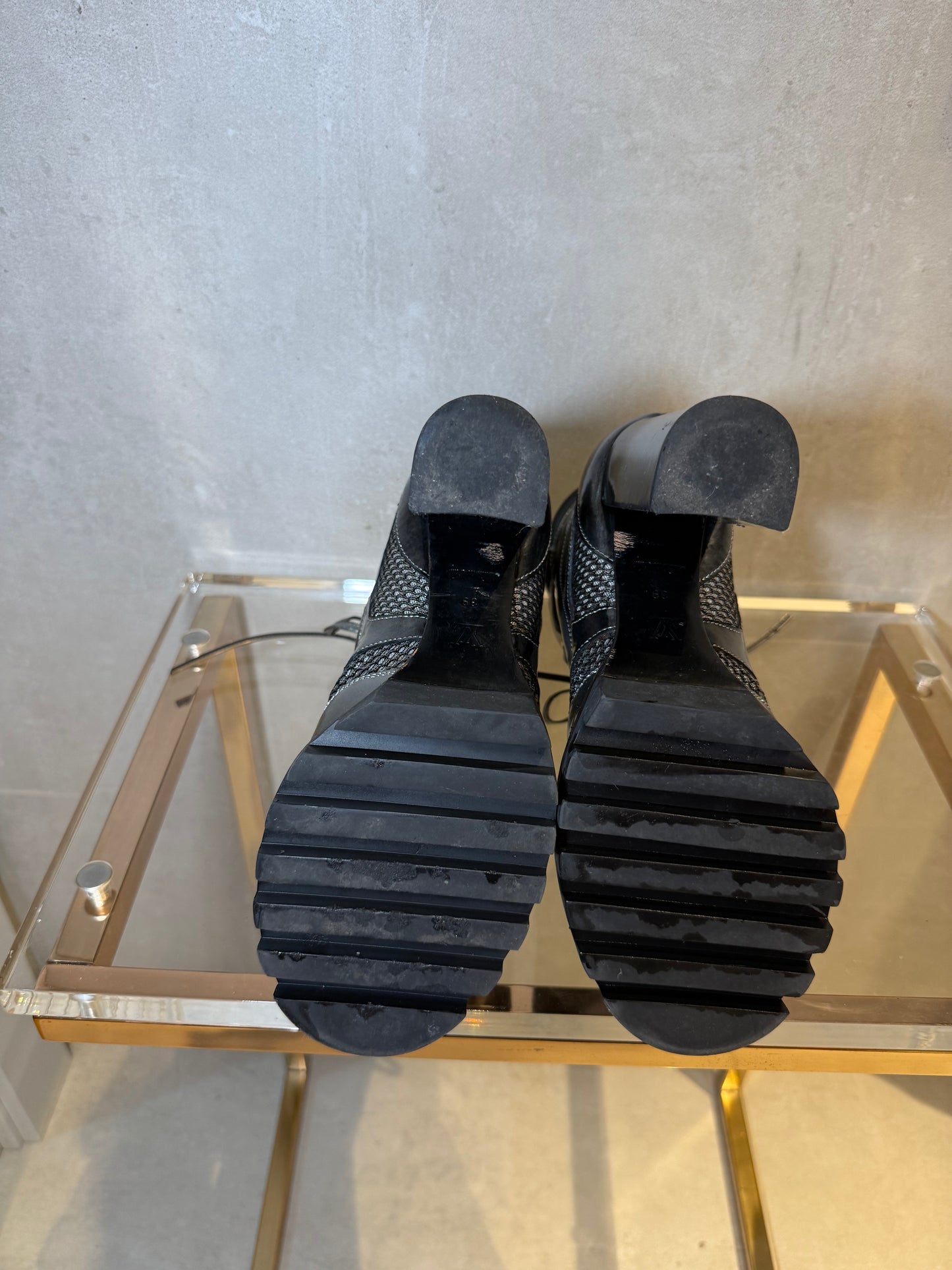 Leather Lace-Up Ankle Boots with Block Heel LOUIS VUITTON (Pre-Owned)