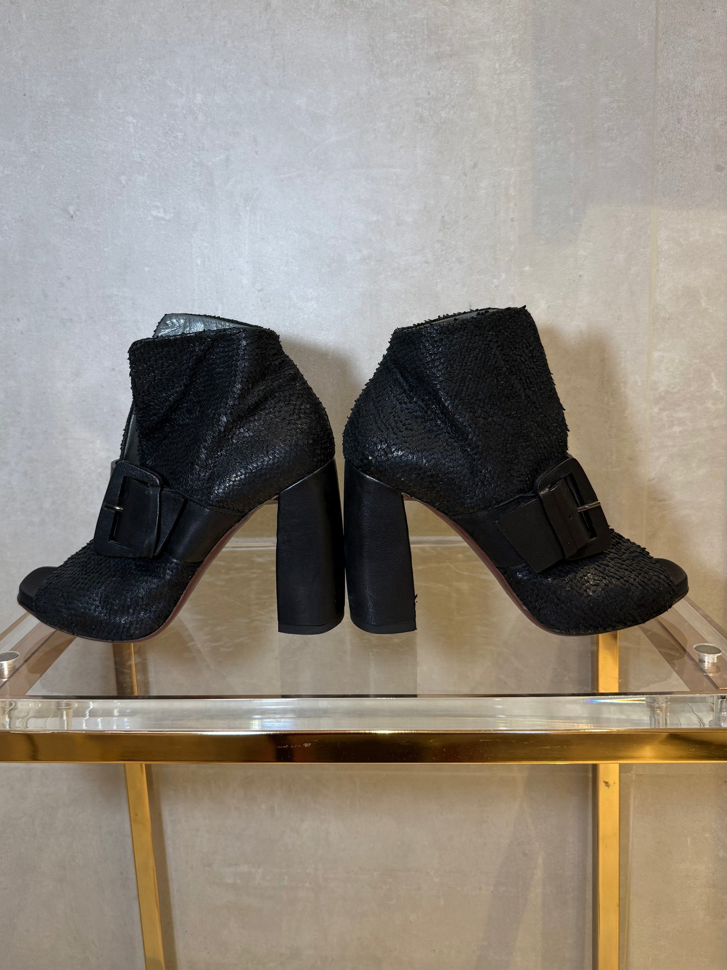 Heeled Ankle Boots Black Leather VERO CUOIO (Pre-Owned)