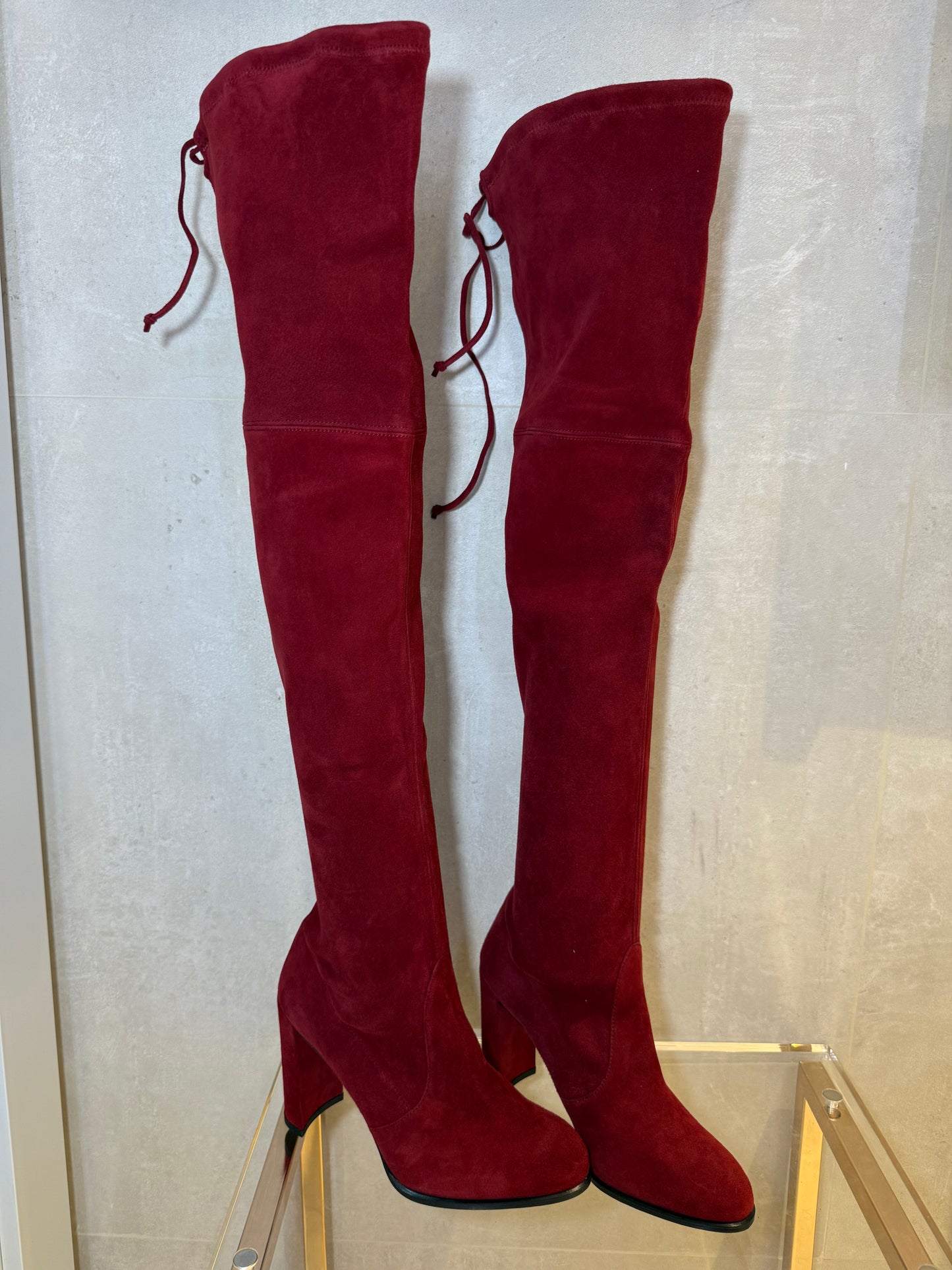 Scarlet Suede Over-The-Knee Boots Heel  STUART WEITZMAN (Pre-Owned)