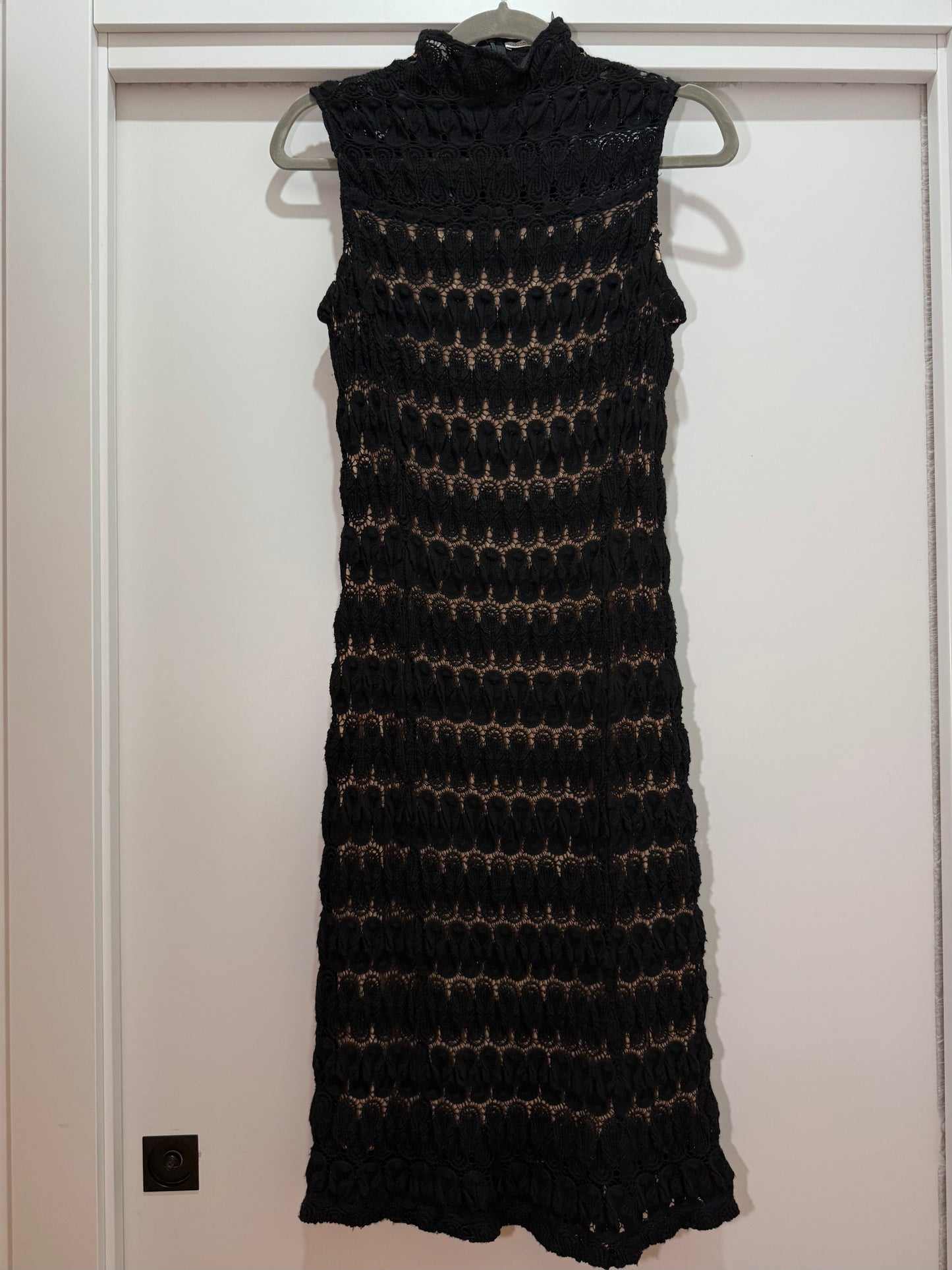 Black Lace Dress – Fitted Stretch Midi MARISA MINICUCCI (Pre-Owned)
