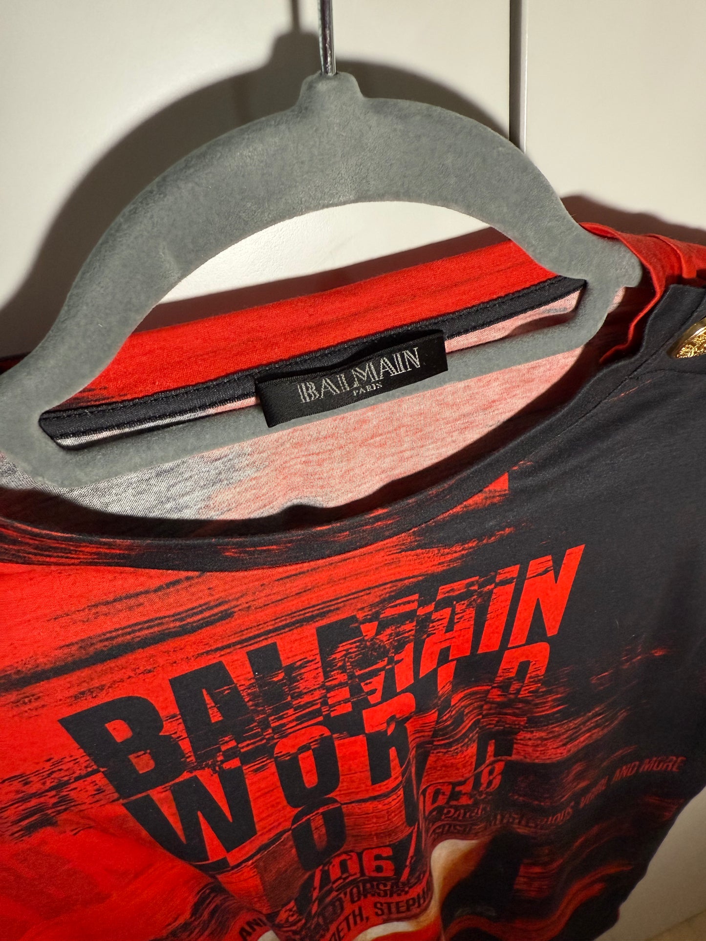 World Tour Graphic Sleeveless Top BALMAIN (Pre-Owned)