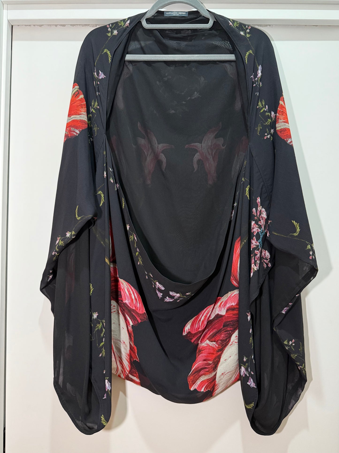 Black Silk Floral Kimono ALEXANDER MCQUEEN (Pre-Owned)