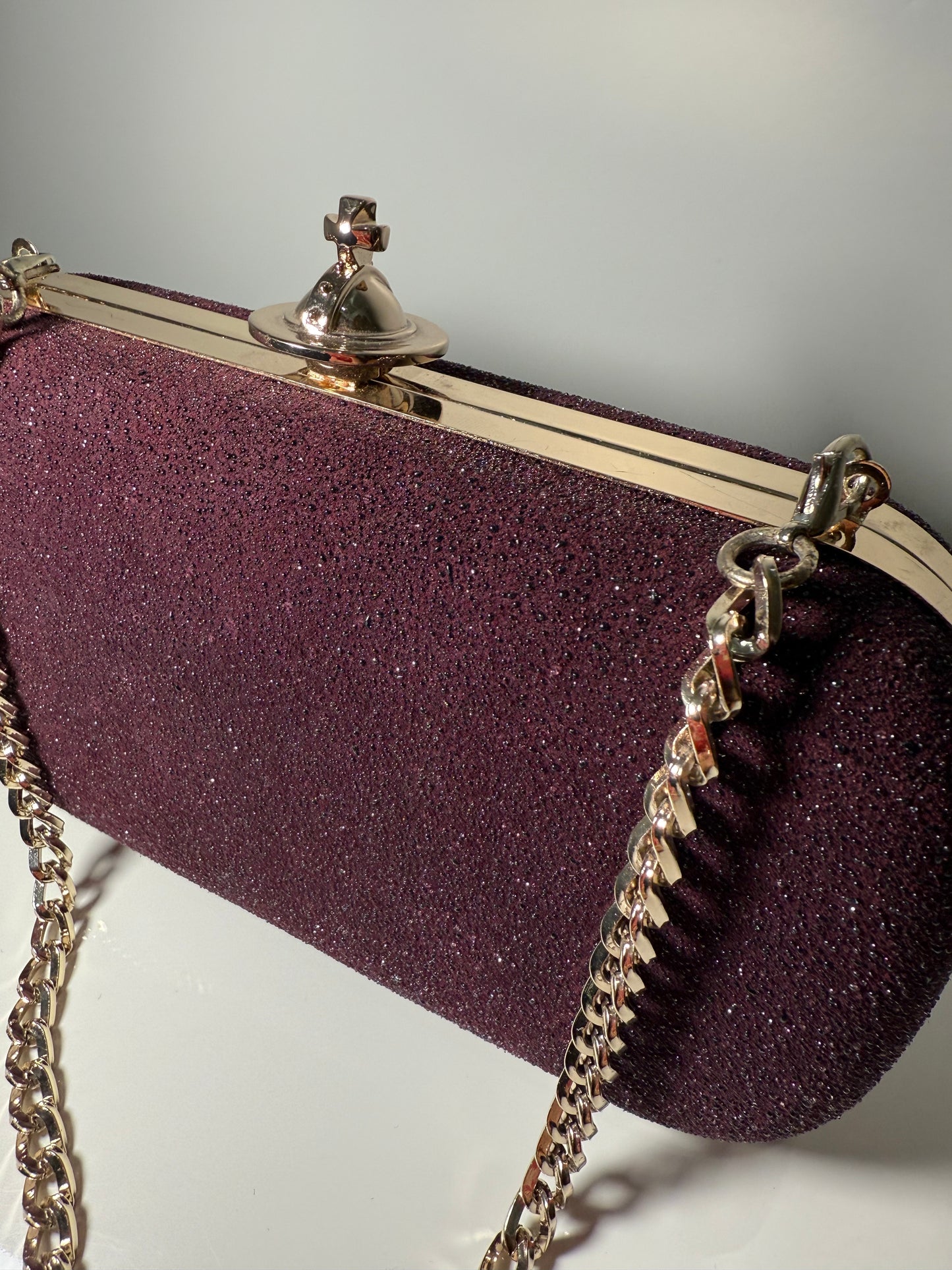Burgundy Glitter Clutch Bag with Chain VIVIENNE WESTWOOD (Pre-Owned)