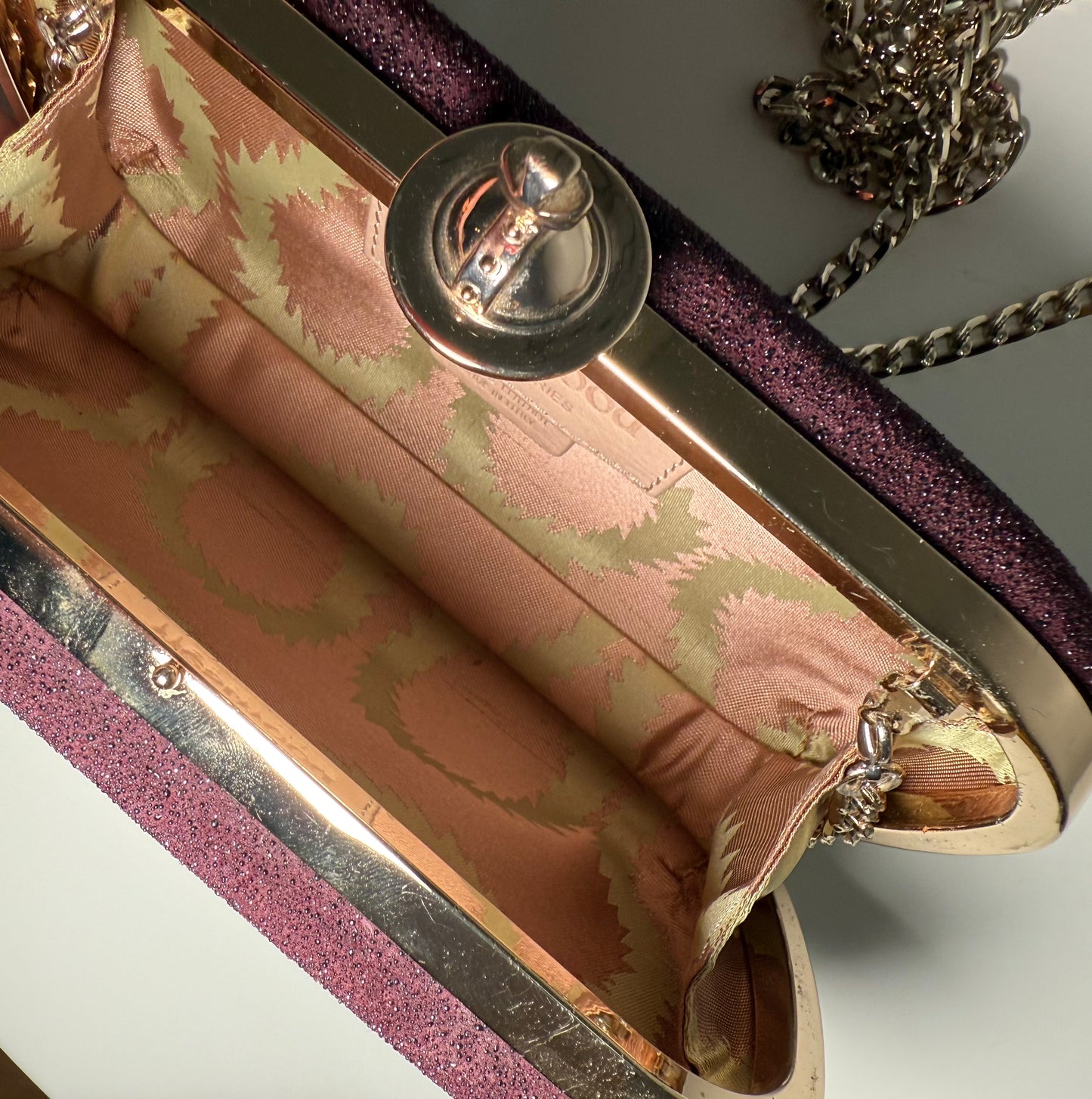 Burgundy Glitter Clutch Bag with Chain VIVIENNE WESTWOOD (Pre-Owned)