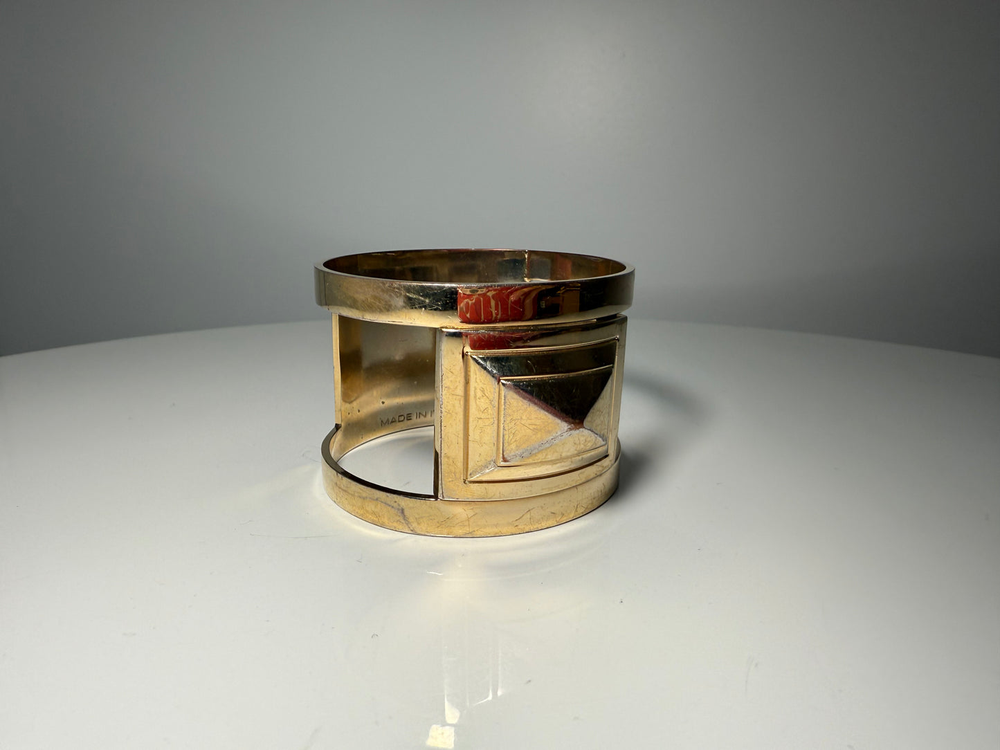 Gold Cuff Bracelet DSQUARED2 (Pre-Owned)