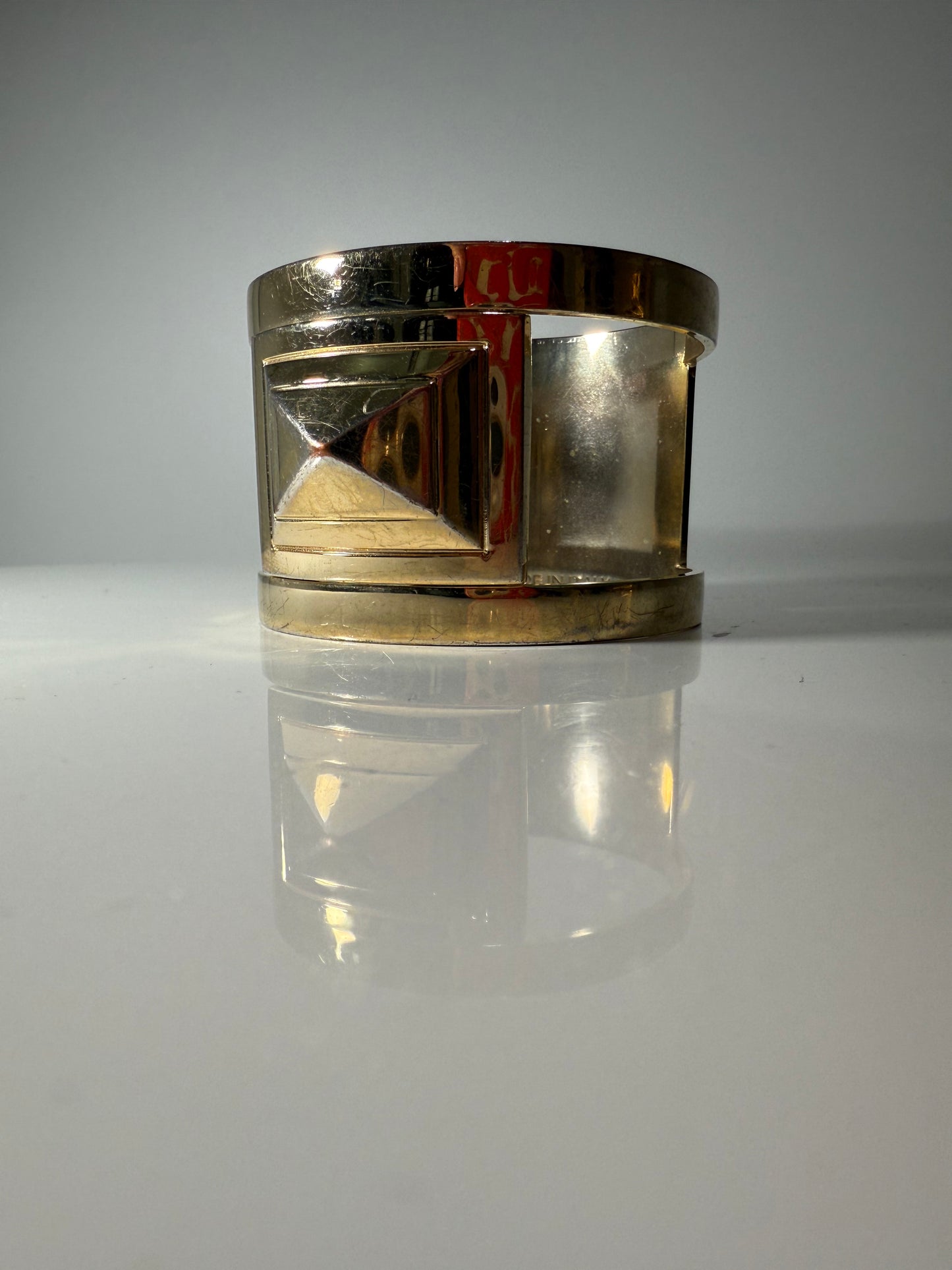 Gold Cuff Bracelet DSQUARED2 (Pre-Owned)
