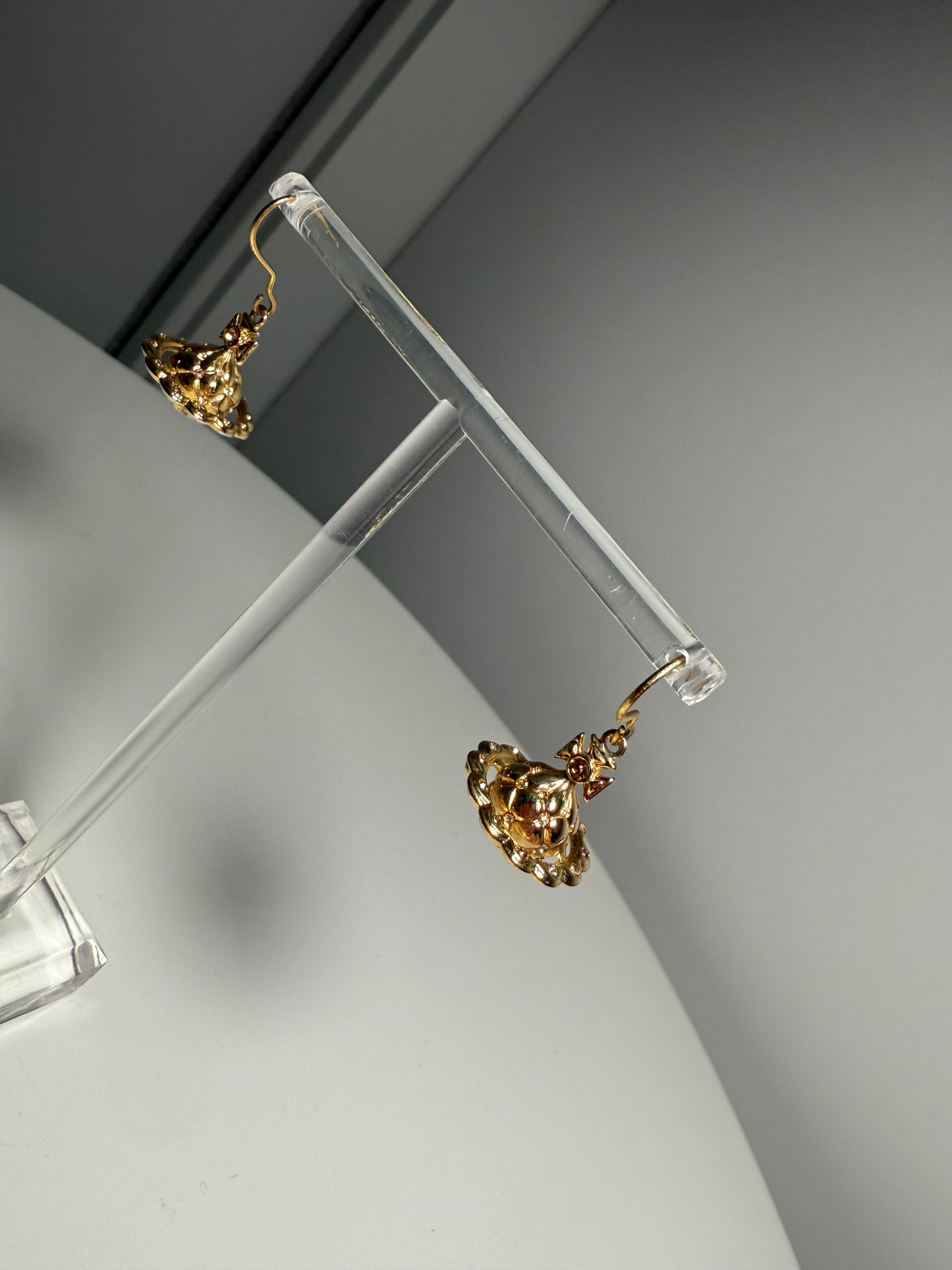 Orb Drop / Saturn Earrings Gold Tone VIVIENNE WESTWOOD (Pre-Owned)