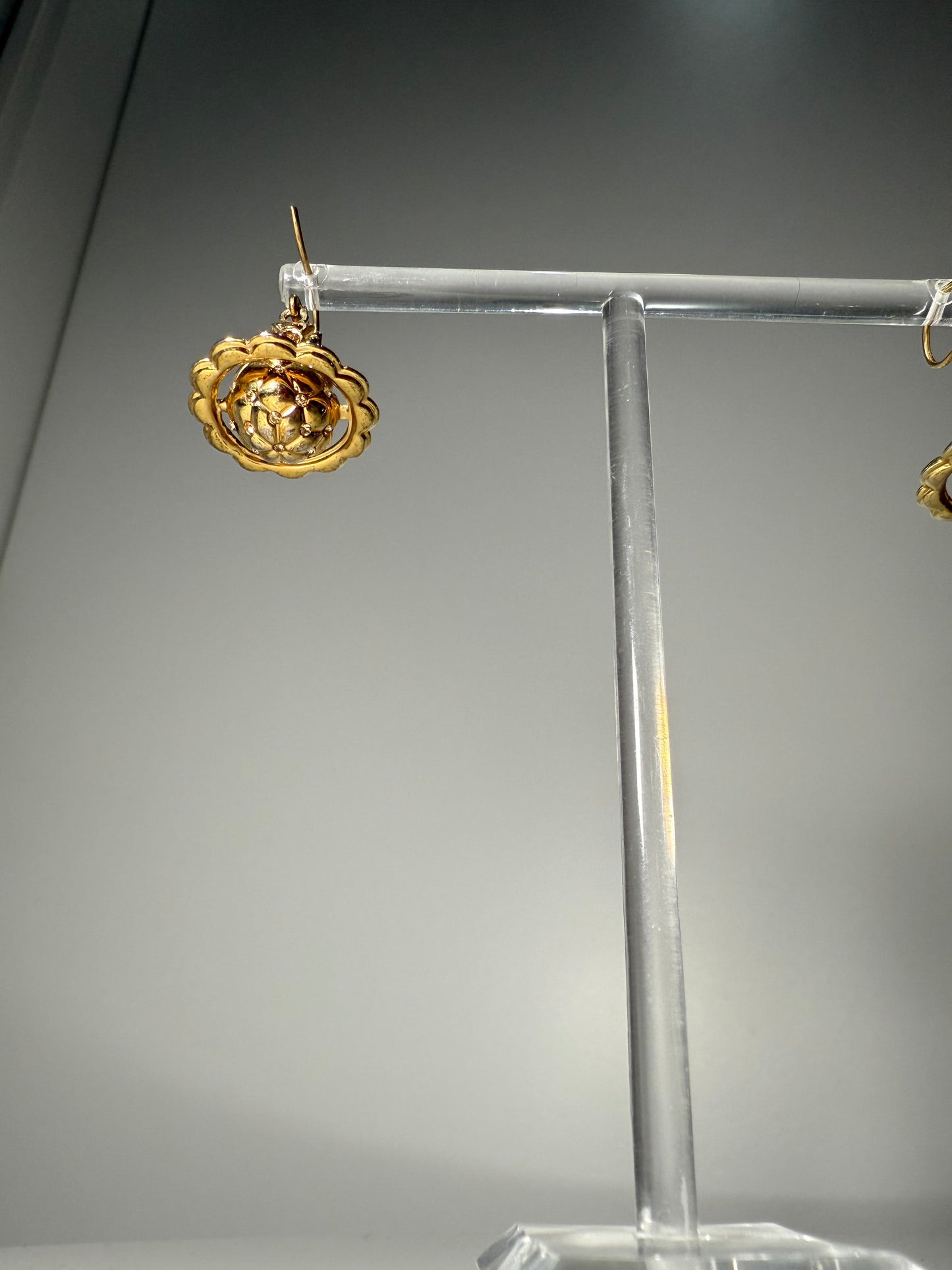 Orb Drop / Saturn Earrings Gold Tone VIVIENNE WESTWOOD (Pre-Owned)