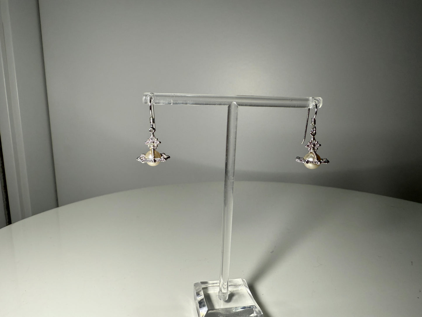 Pearl Saturn Drop Earrings Silver VIVIENNE WESTWOOD (Pre-Owned)