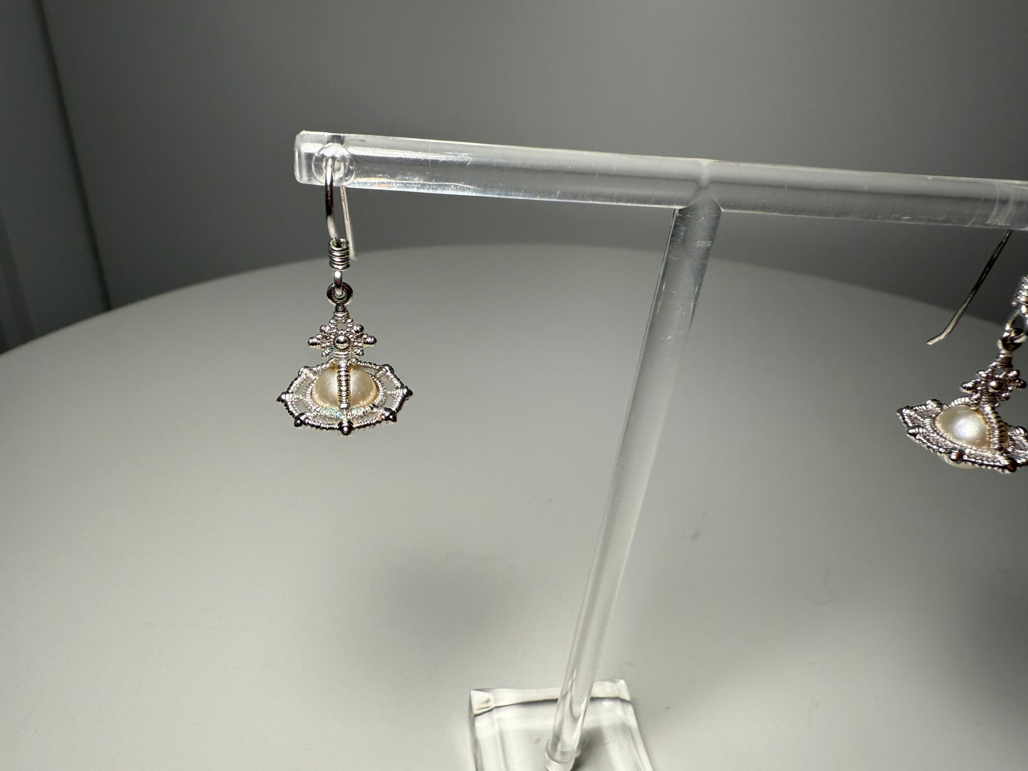 Pearl Saturn Drop Earrings Silver VIVIENNE WESTWOOD (Pre-Owned)