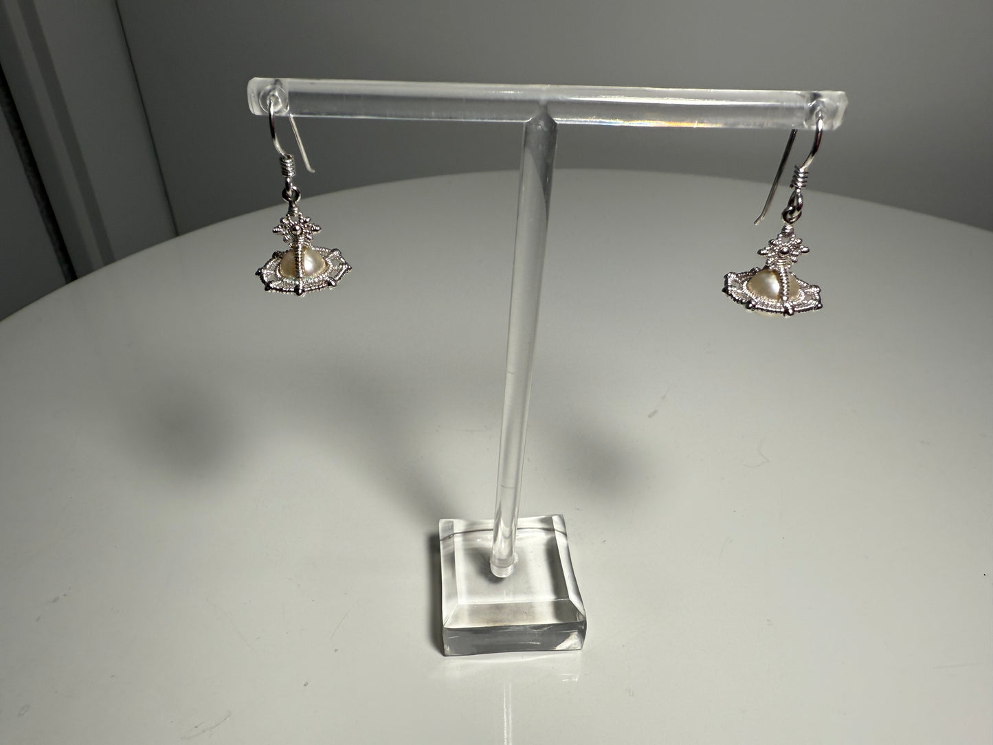 Pearl Saturn Drop Earrings Silver VIVIENNE WESTWOOD (Pre-Owned)