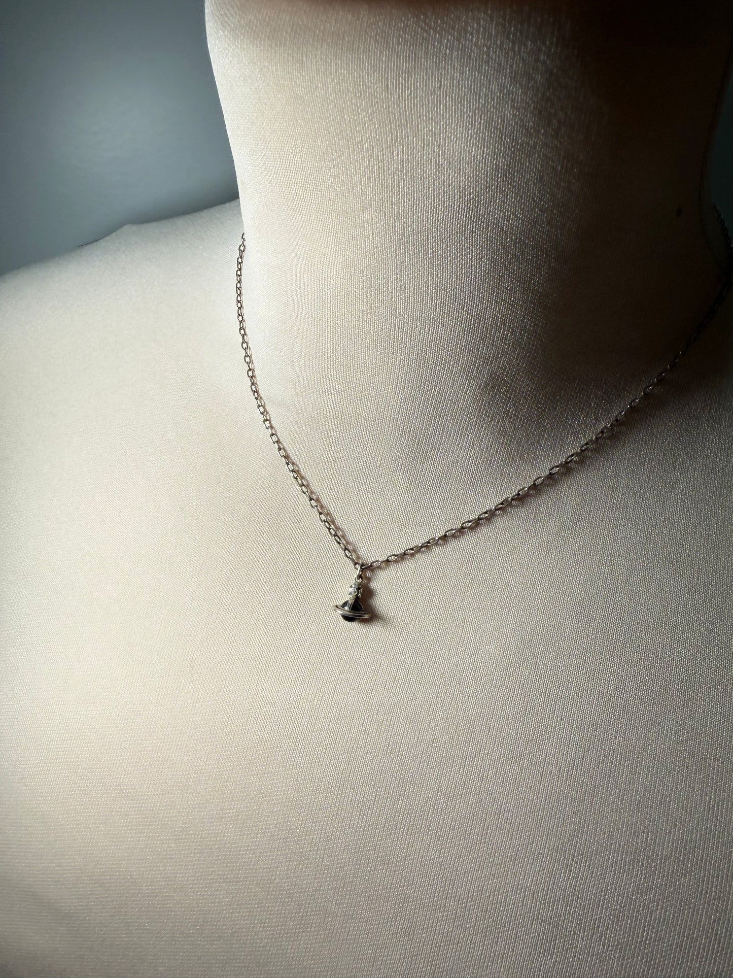 Orb Pendant Necklace Silver Tone VIVIENNE WESTWOOD (Pre-Owned)