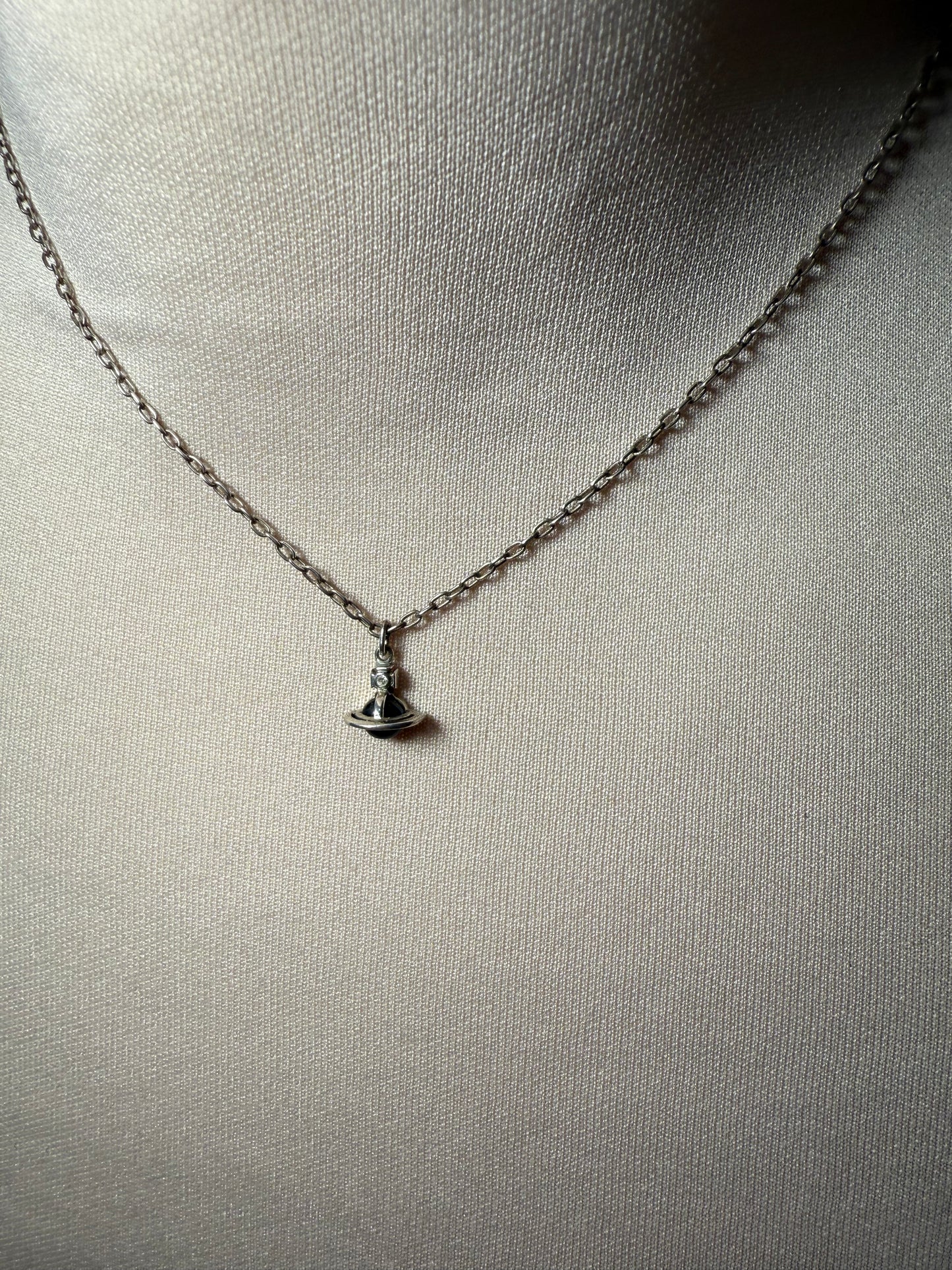Orb Pendant Necklace Silver Tone VIVIENNE WESTWOOD (Pre-Owned)