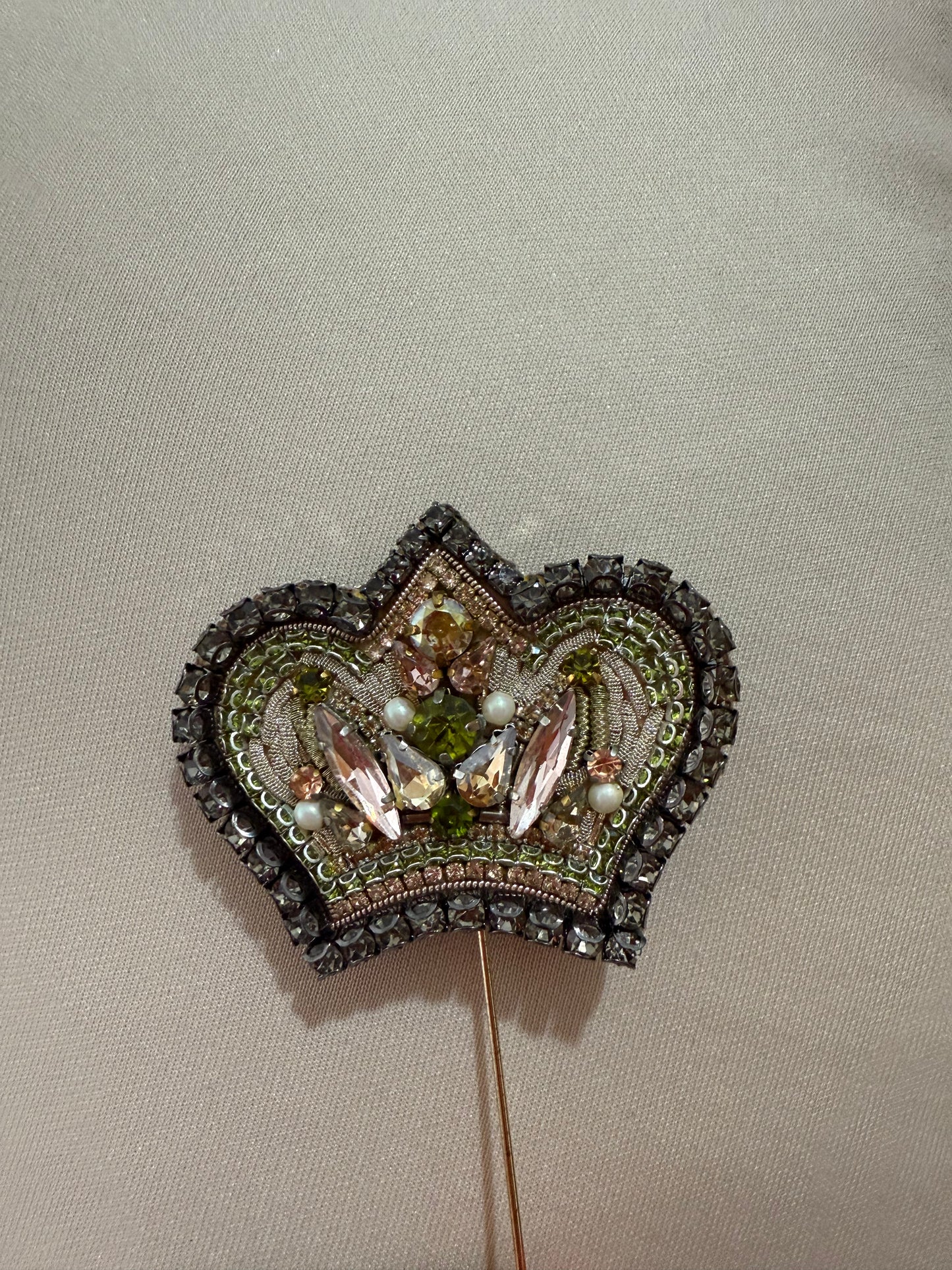 Handmade Crown Brooch - YS (Pre-Owned)