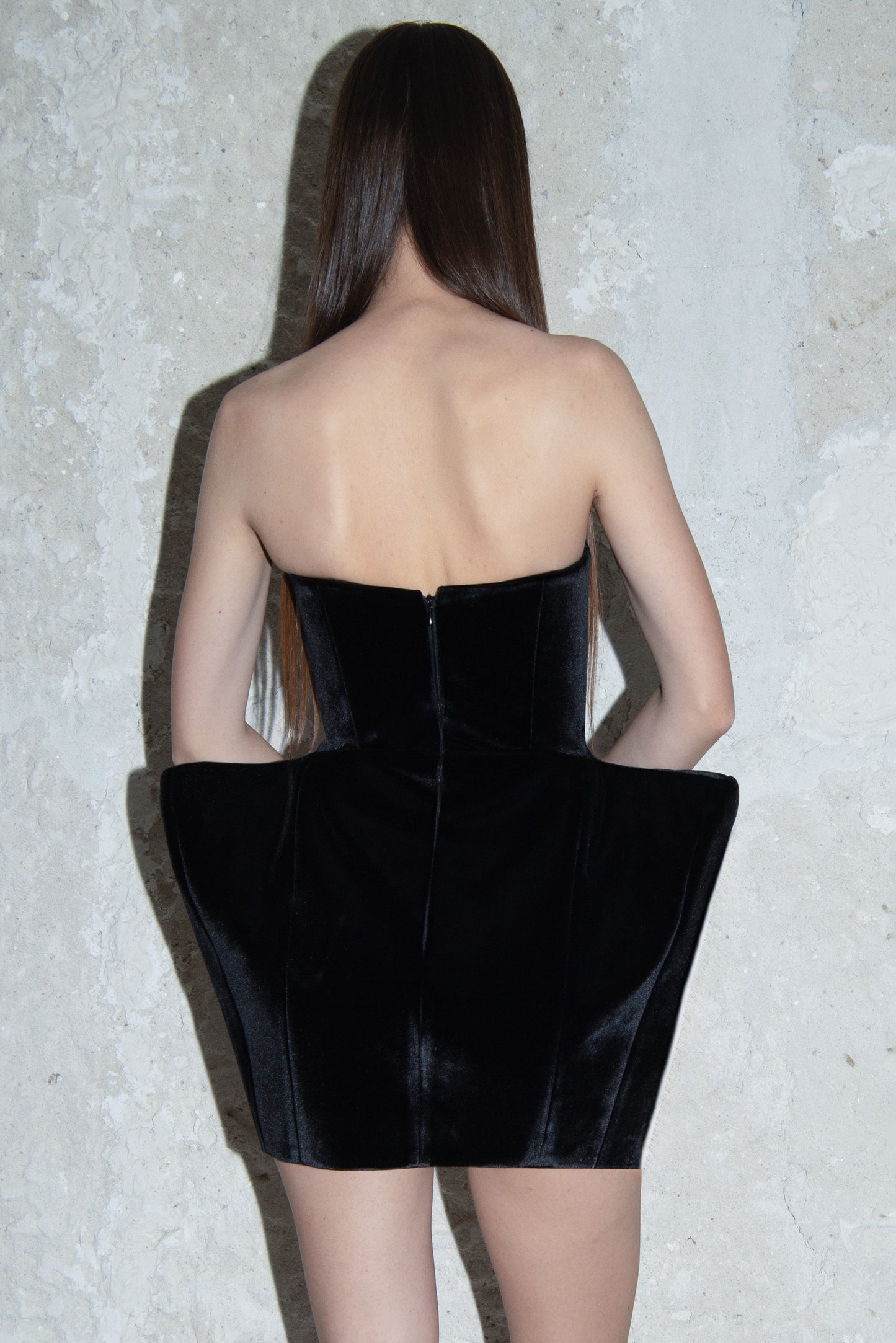 Sculpted Velvet Dress VESTIAIRE D'UN OISEAU LIBRE