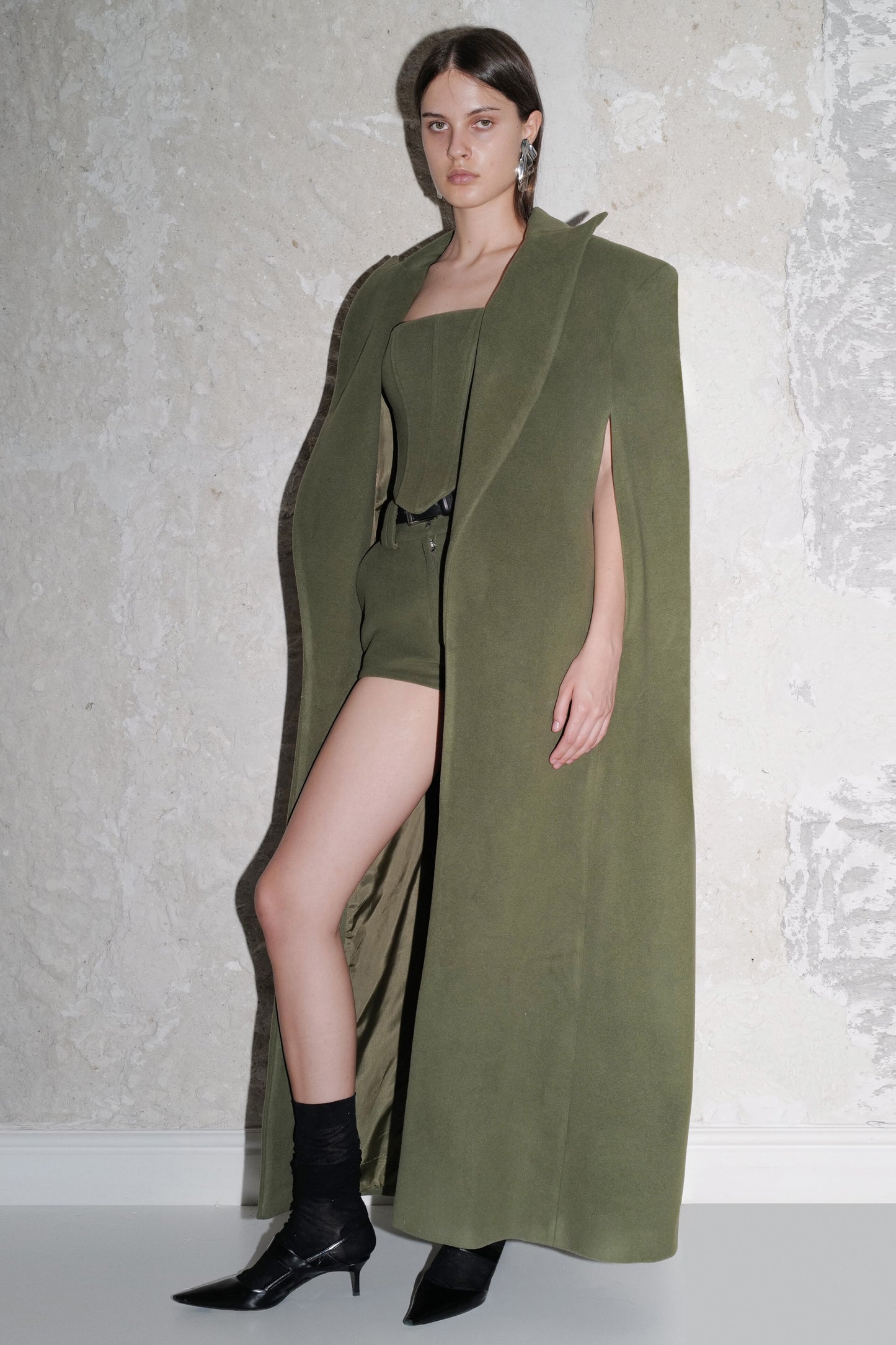 Cashmere Blend Cape VESTIAIRE D'UN OISEAU LIBRE