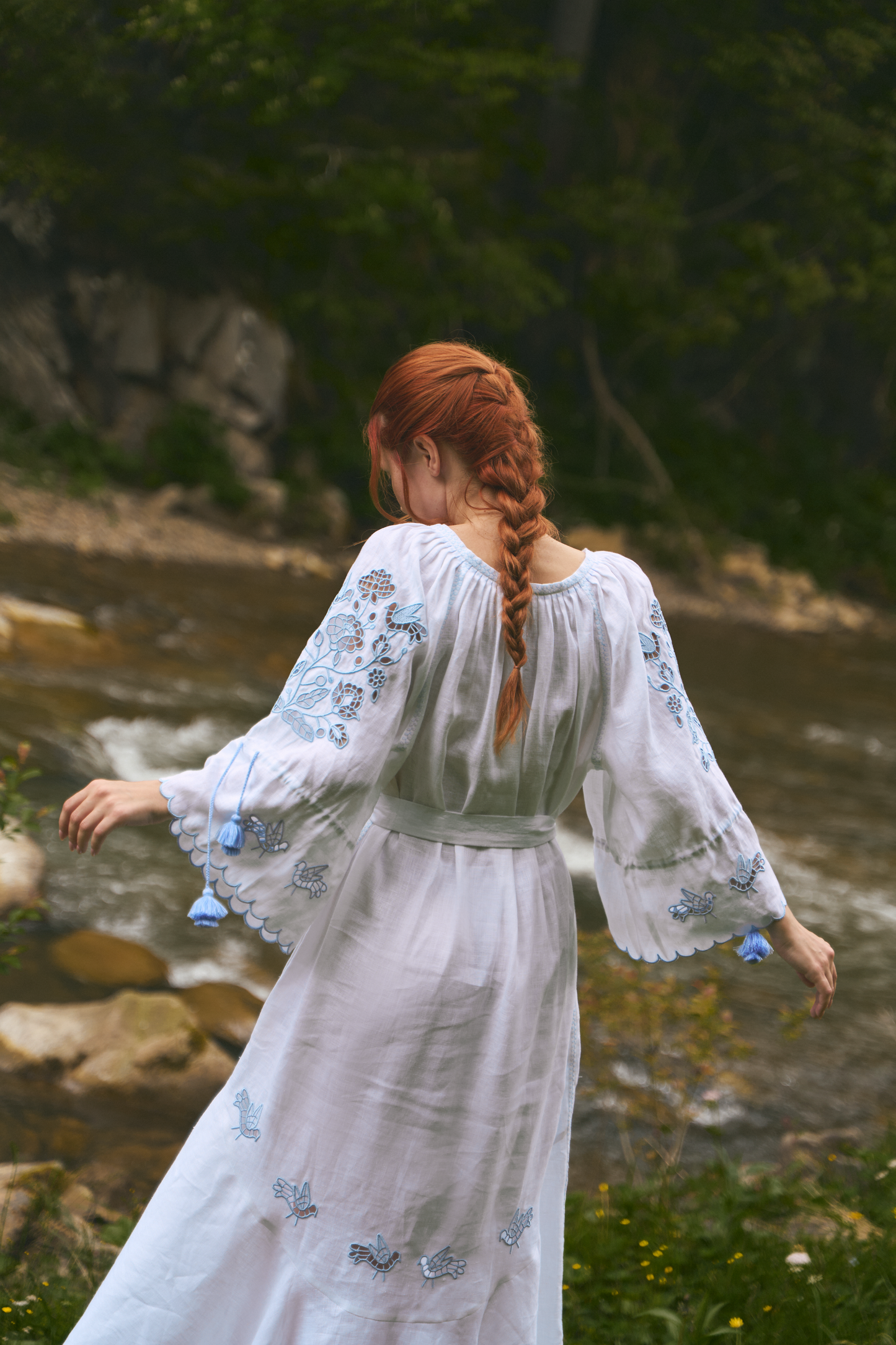 Tree of life white maxi dress with blue embroidery FOBERINI