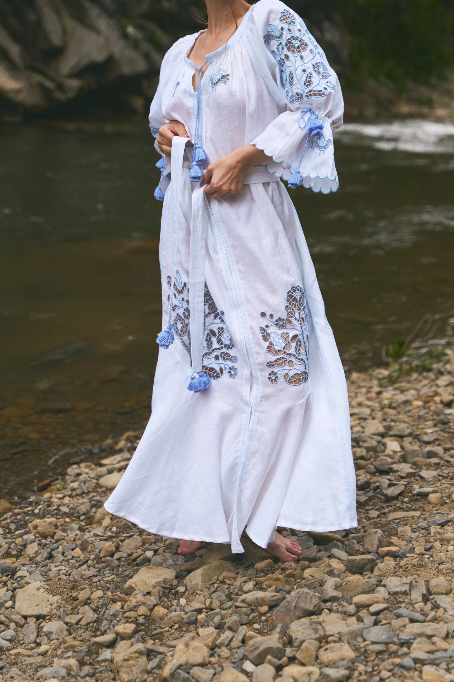 Tree of life white maxi dress with blue embroidery FOBERINI