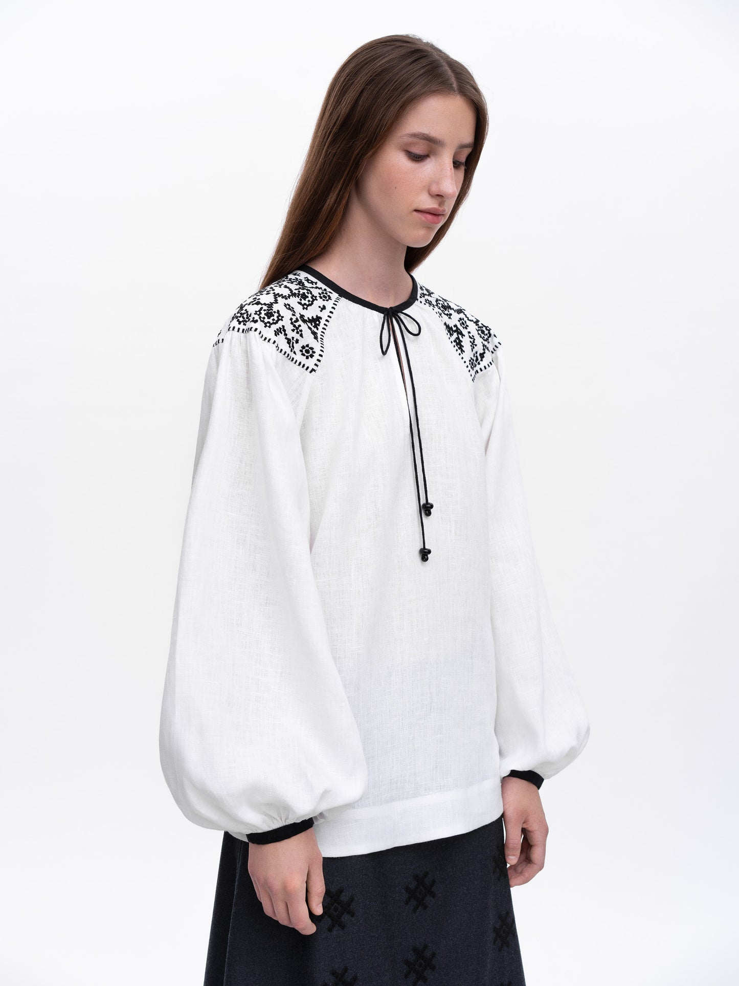 Embroidered shirt Izola white ETNODIM