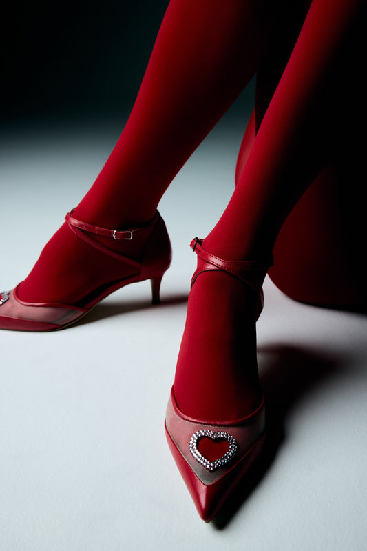 Luv red sandals with a heart-shaped cutout LOOKIE ATELIER