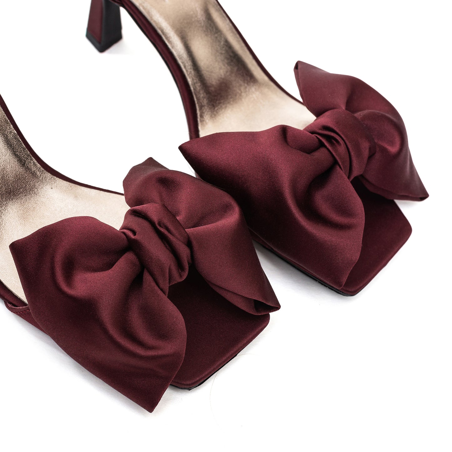 Nessa sandals with a satin bow LOOKIE ATELIER