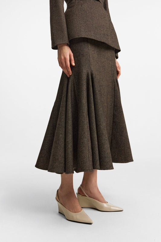 Secessia skirt in rich brown PODYH
