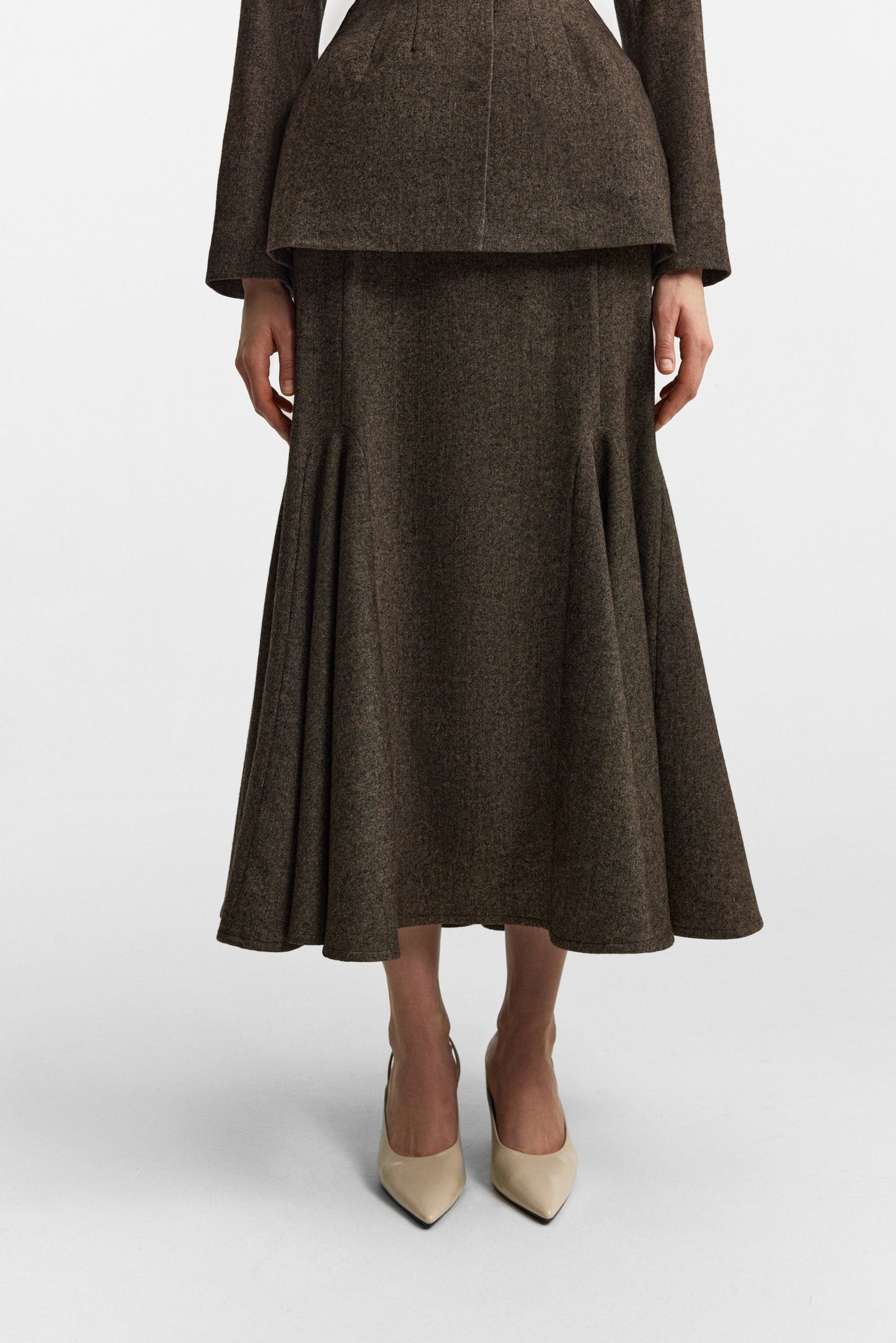 Secessia skirt in rich brown PODYH