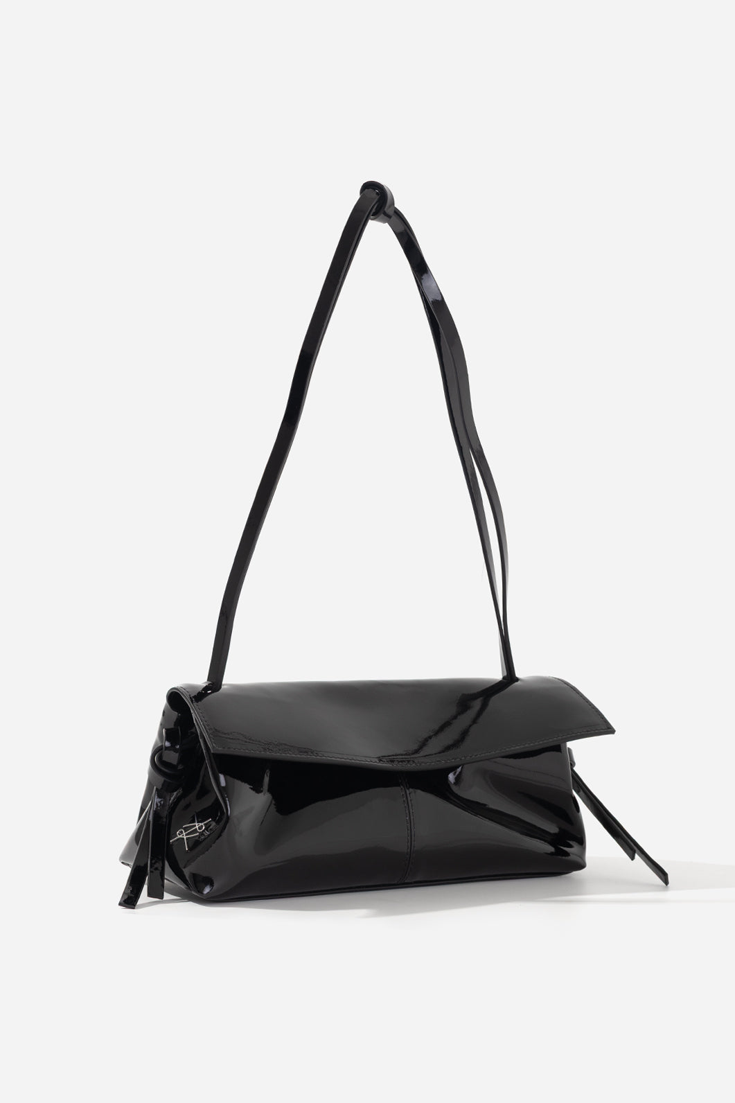 REBECCA BAGUETTE 29 black patent leather bag KACHOROVSKA, front 3/4 view