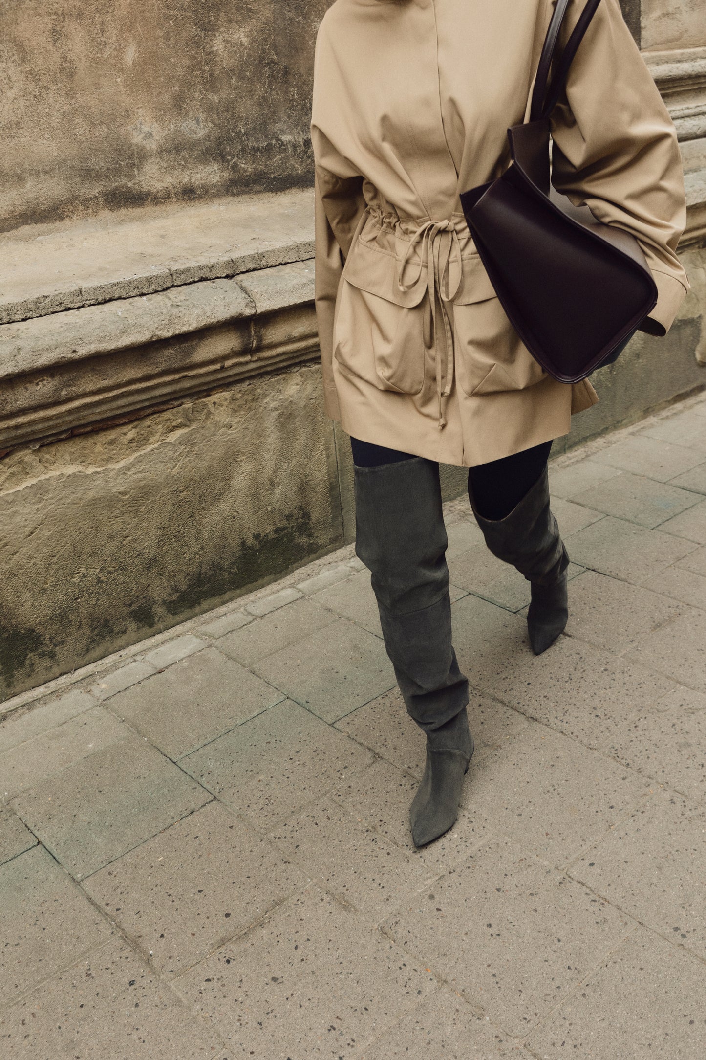 Tracy Long khaki suede thigh-high boots LOOKIE ATELIER