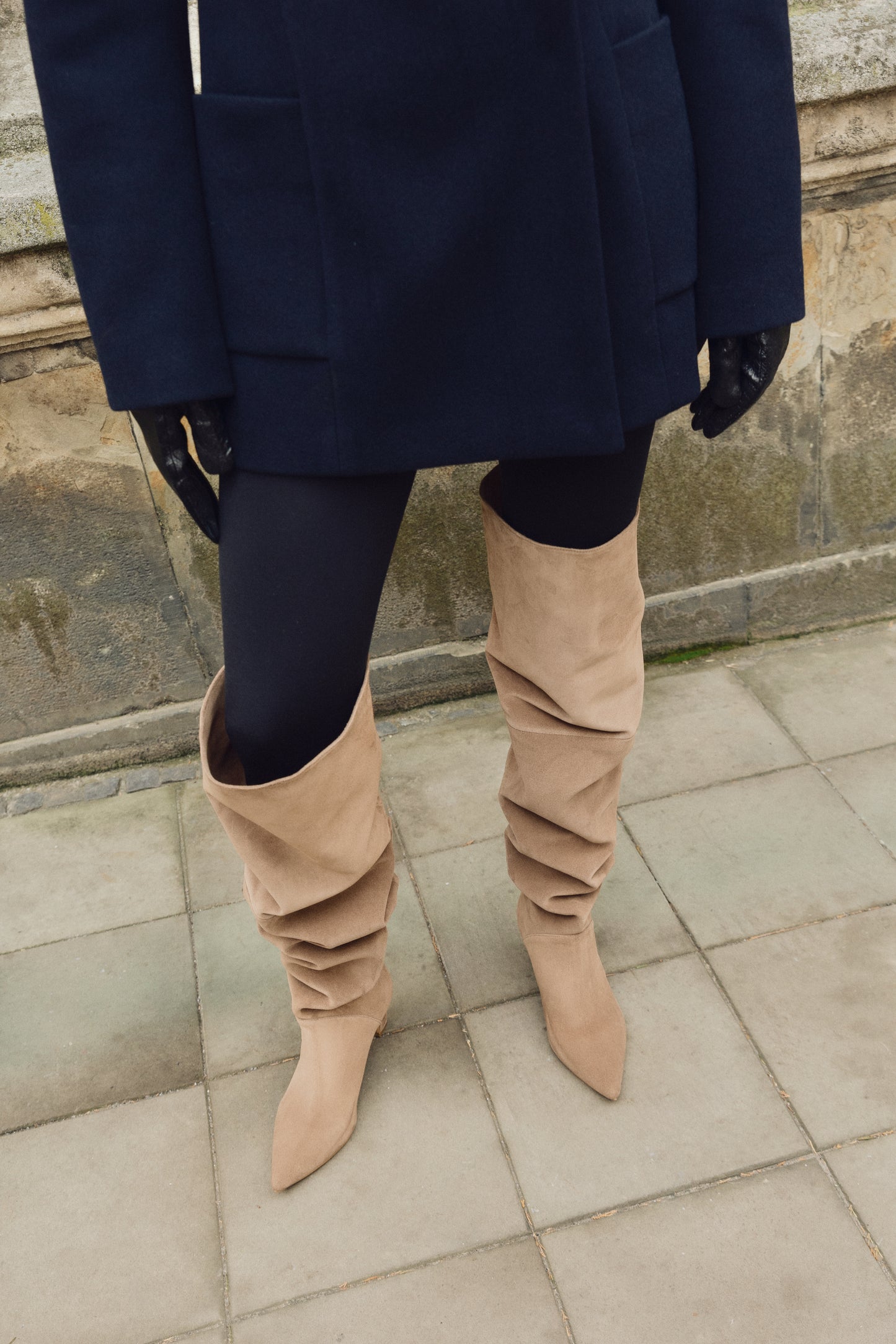 Tracy Long mokko suede thigh-high boots LOOKIE ATELIER