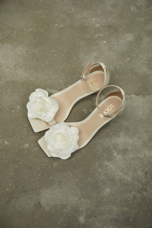 Wildrose milky sandals with a removable satin rose LOOKIE ATELIER