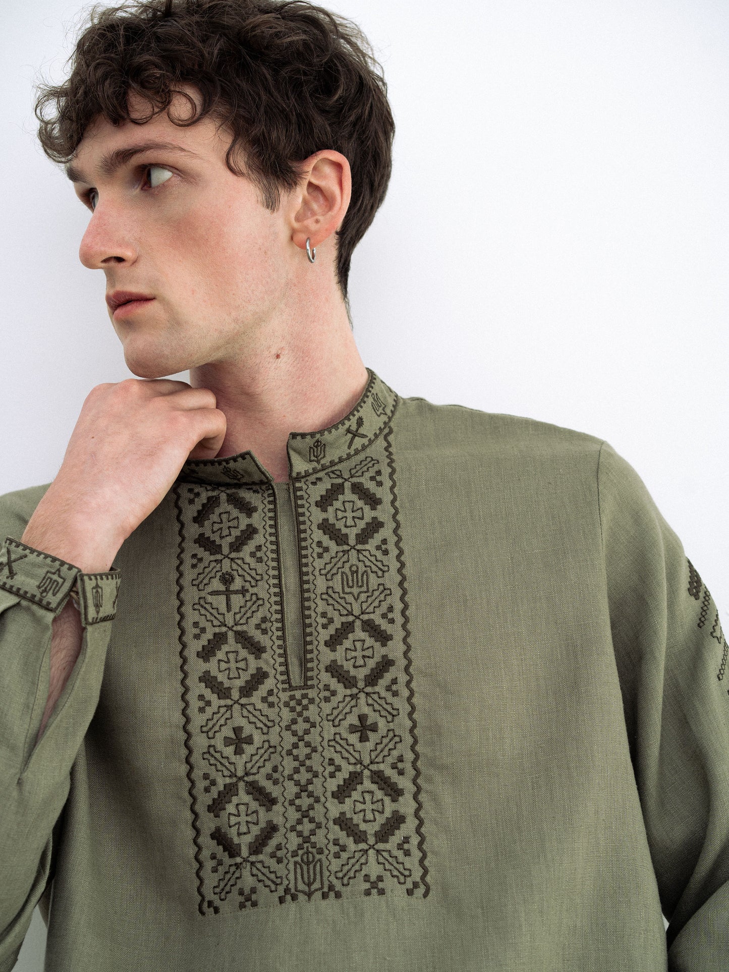 Khaki linen embroidered shirt for men Vidsich Khaki ETNODIM