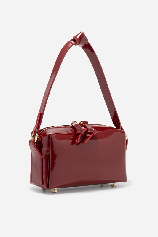 WINONA PATENT LEATHER BAG IN A CHERRY SHADE /GOLD/ KACHOROVSKA